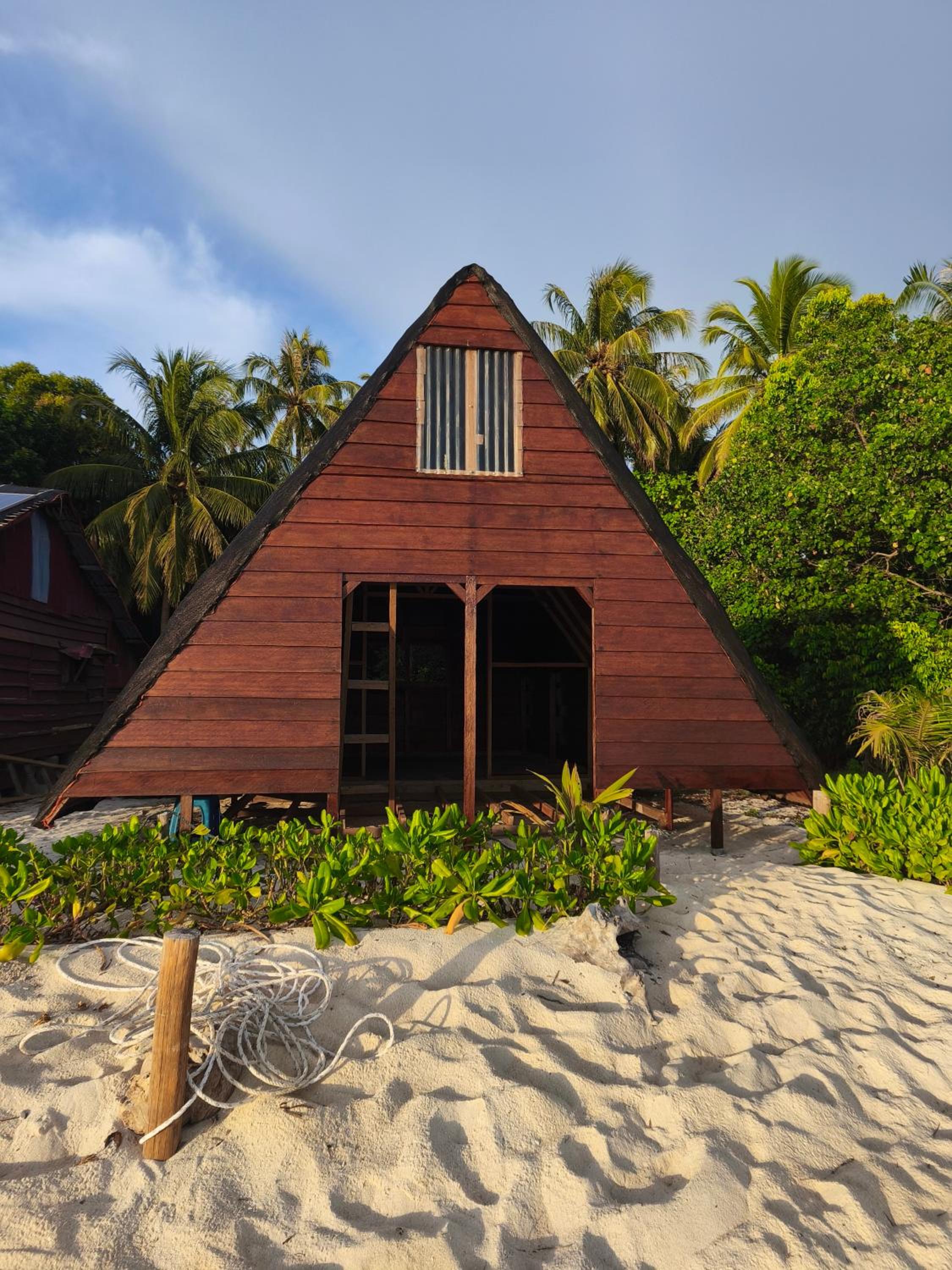 Deluxe Bungalow with Sea View photo 3