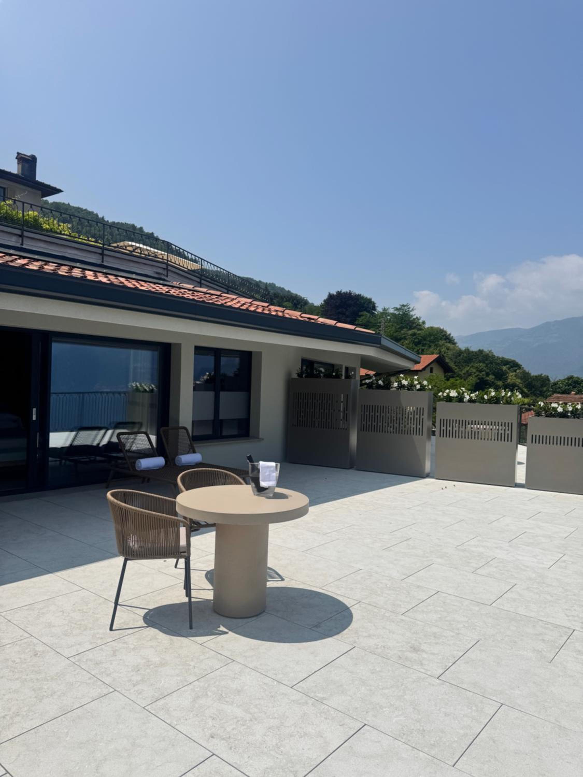 Junior Suite with Terrace - Photo 2
