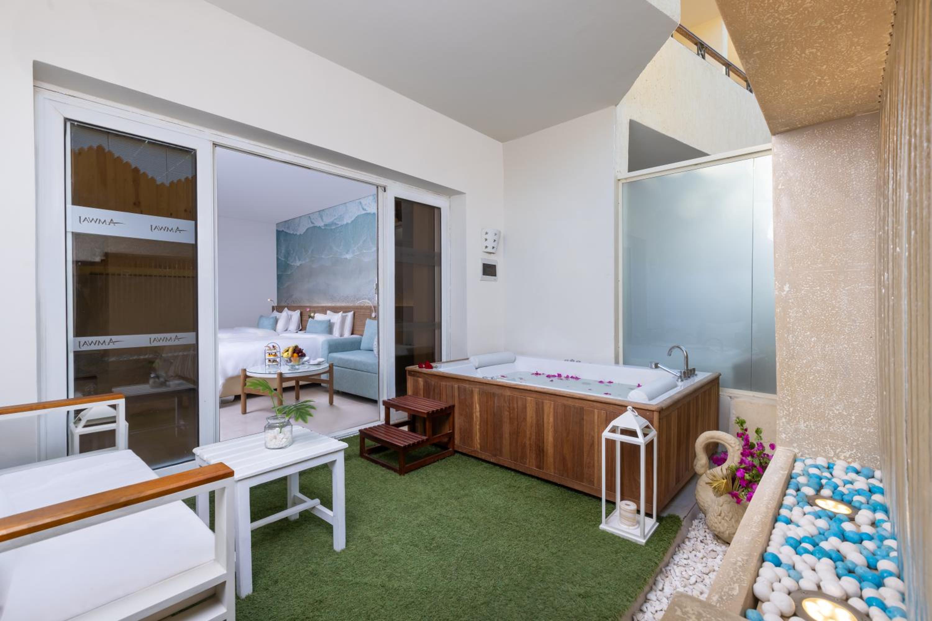 Jacuzzi Room photo 2