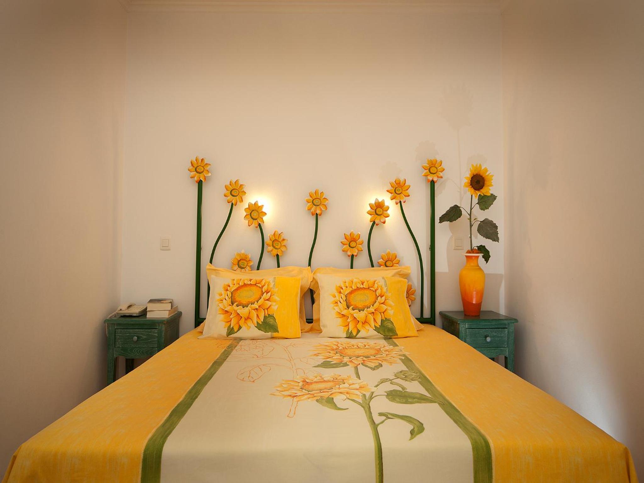 Double or Twin Room - Photo 8