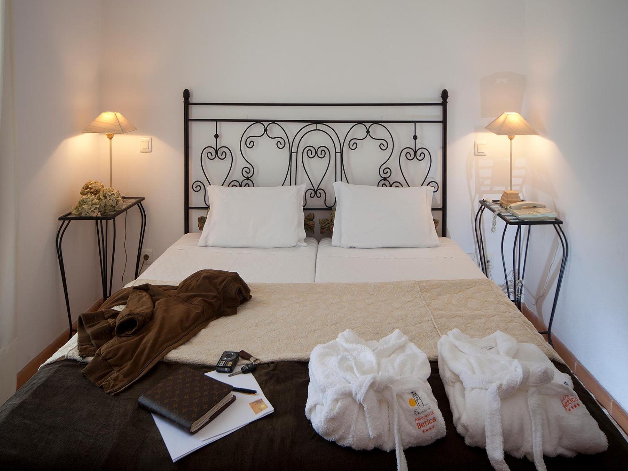 Double or Twin Room - Photo 16