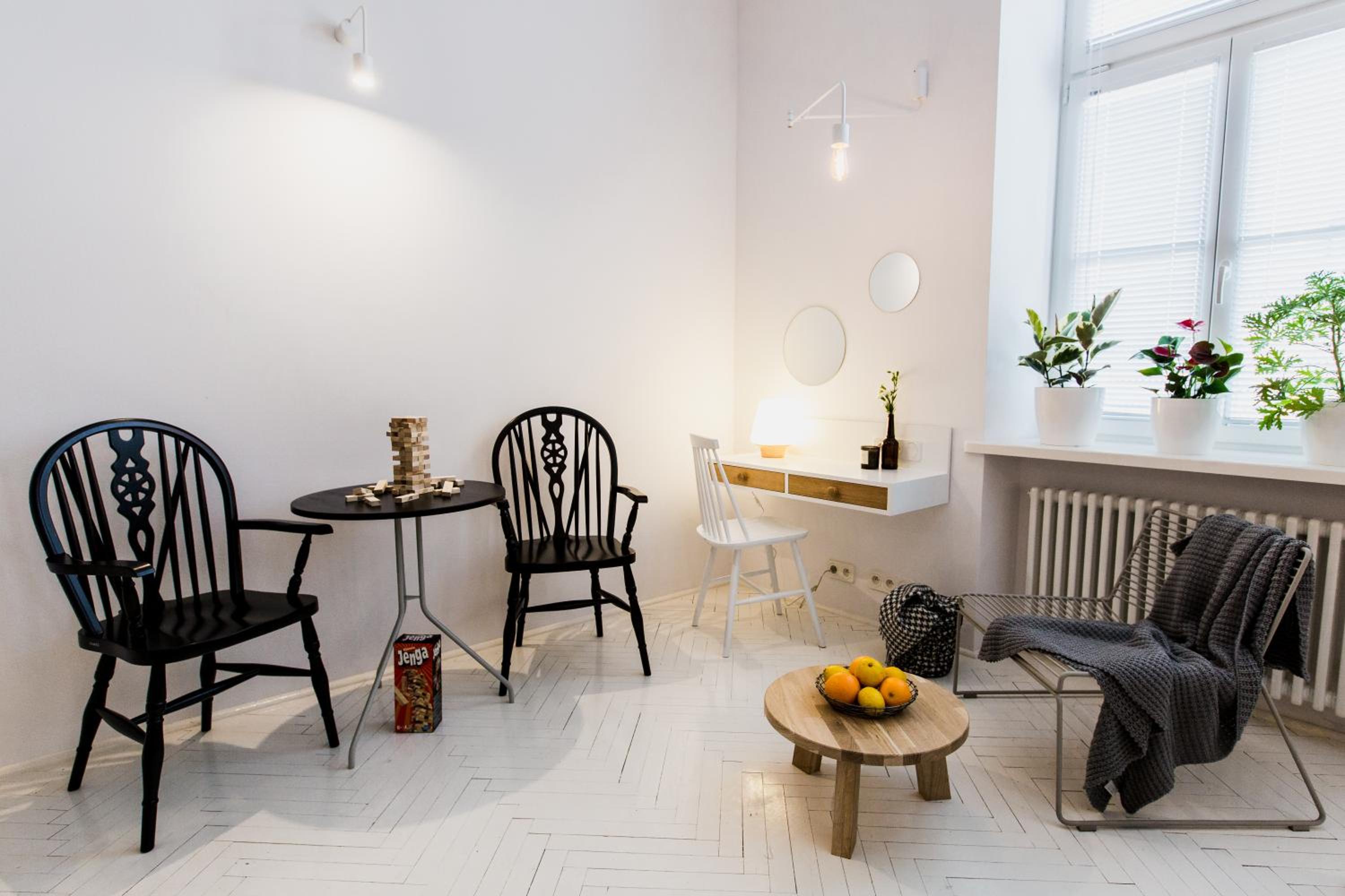 Studio Apartment with City View - Photo 4