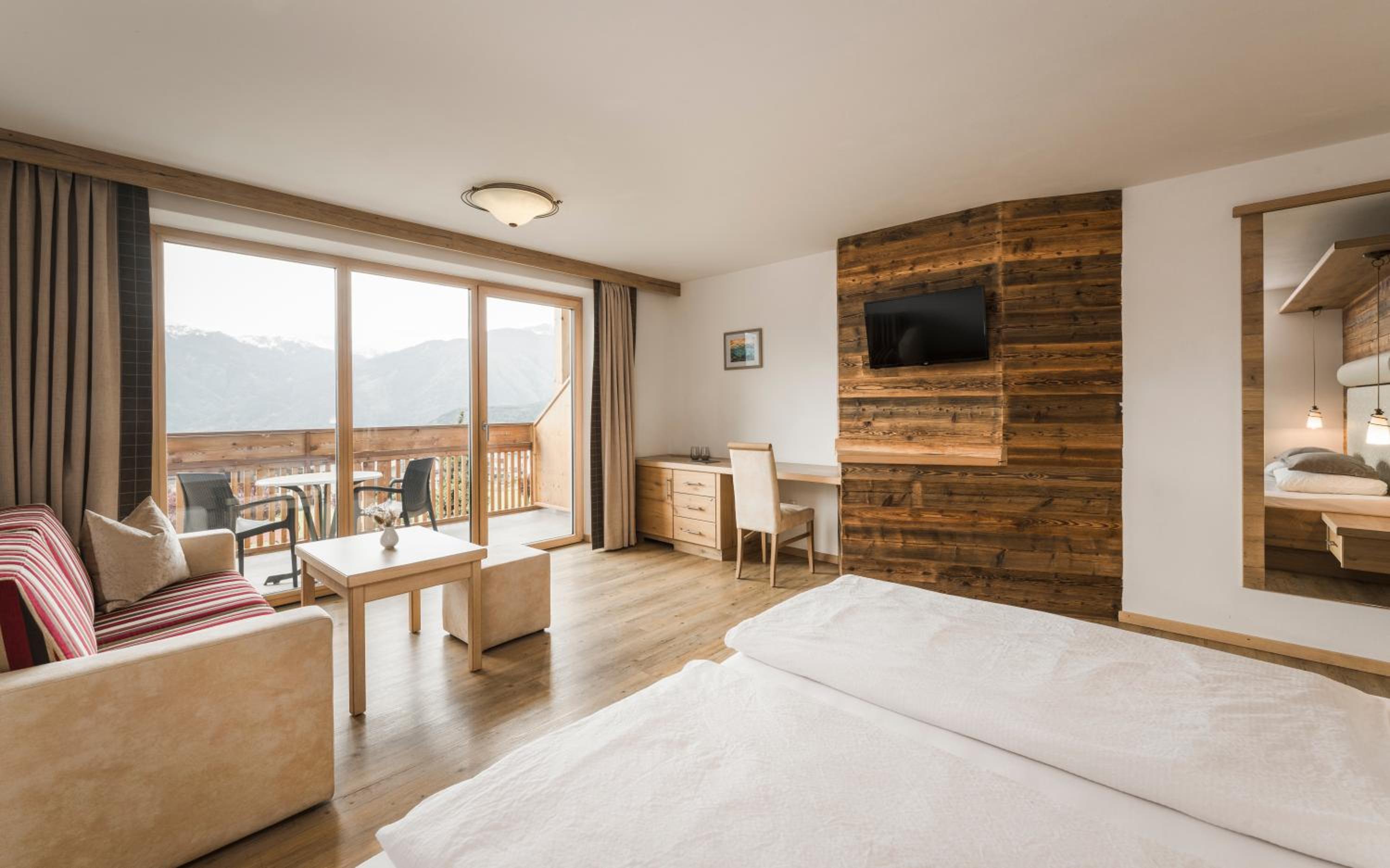 Suite with Garden View