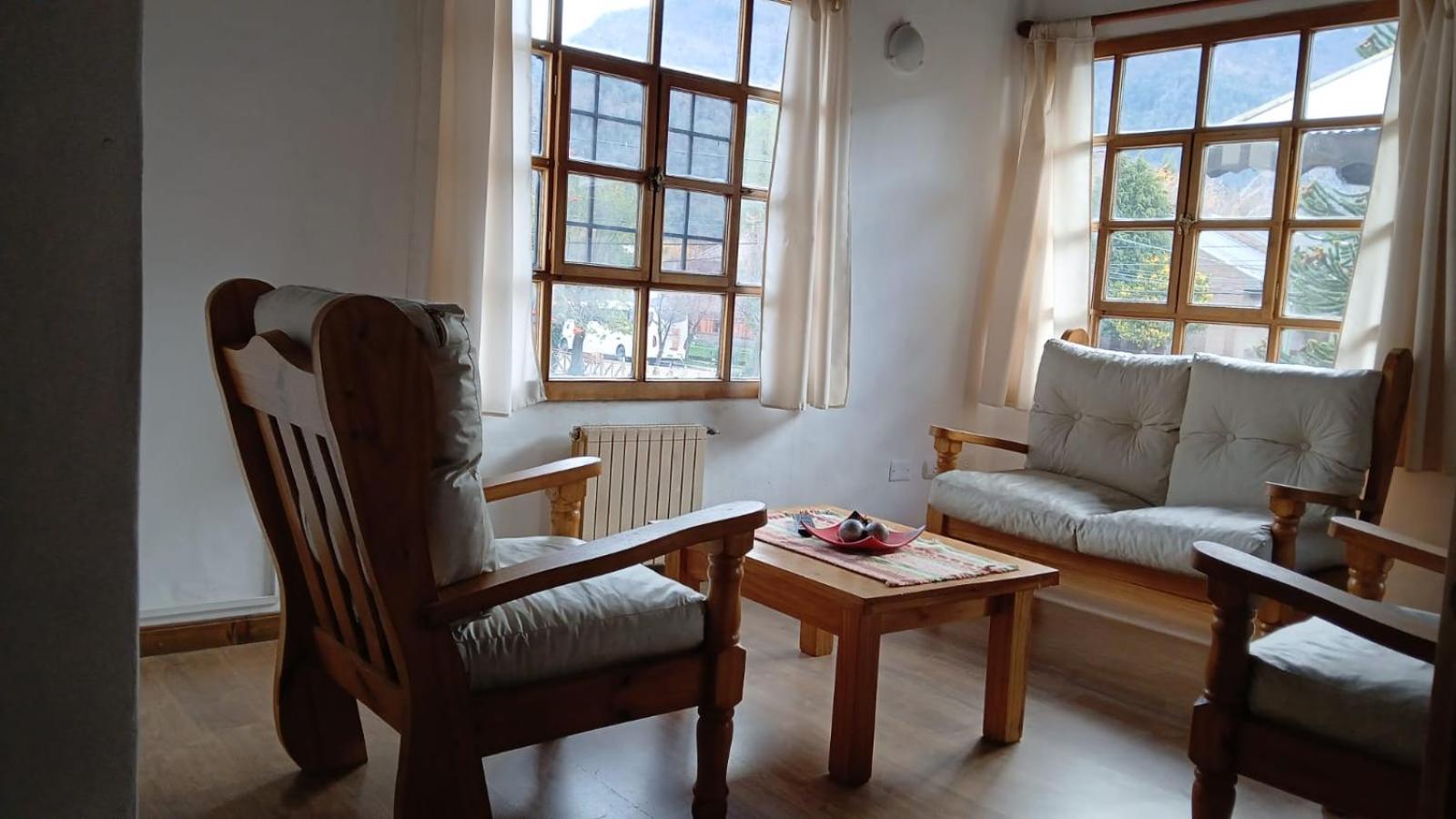 Apartment - Split Level photo 3
