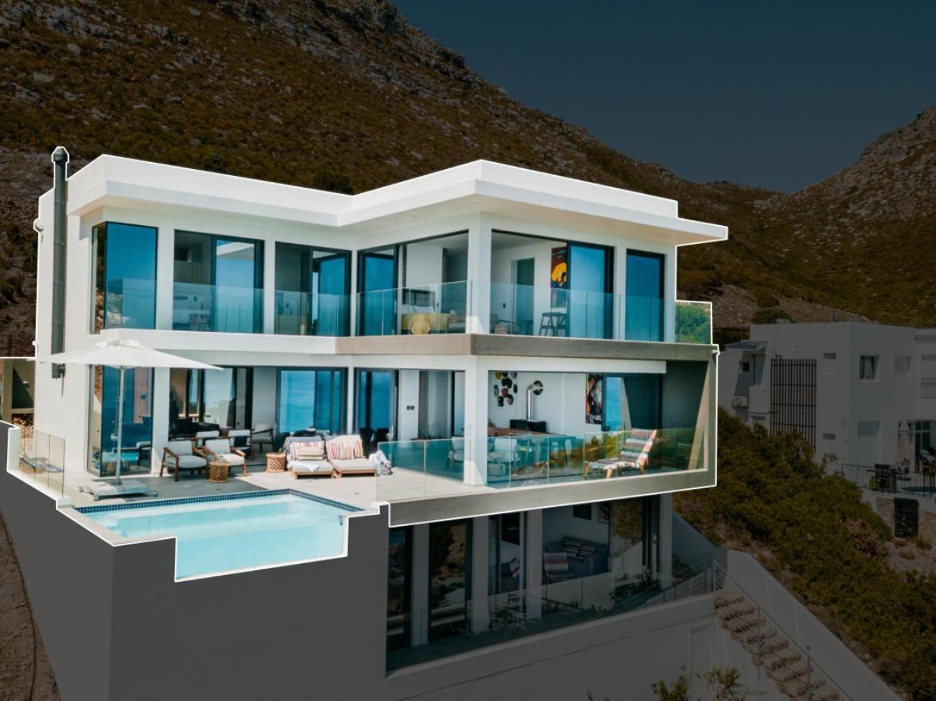 Luxury Holiday Home photo 1