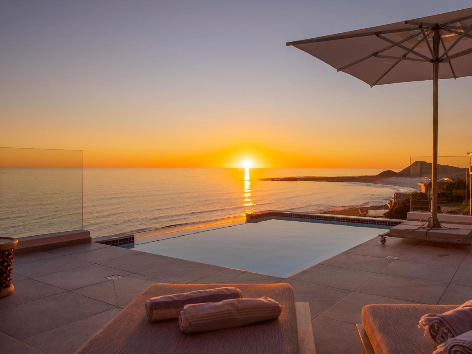 Luxury Holiday Home photo 3