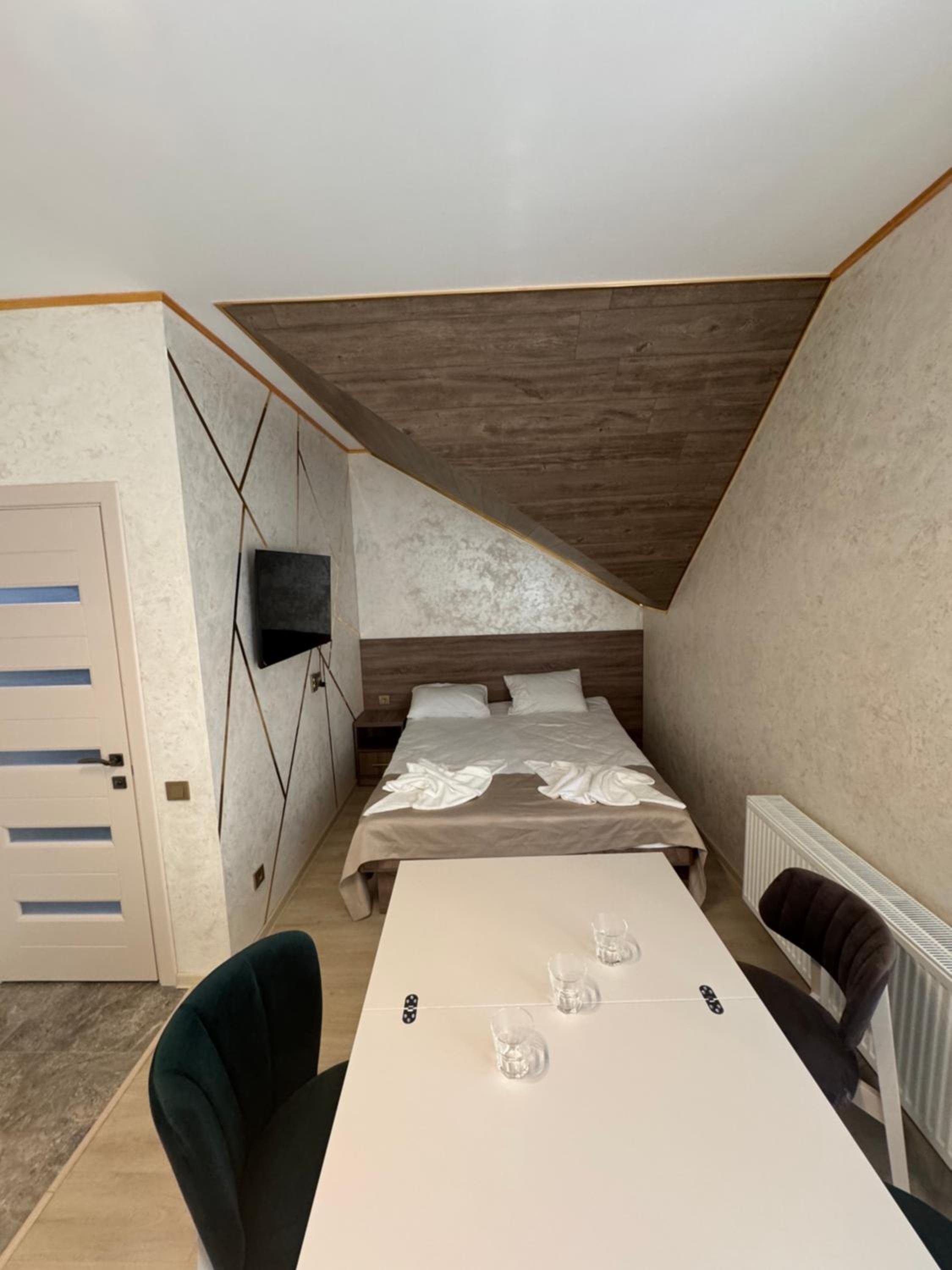 Triple Room with Balcony photo 1