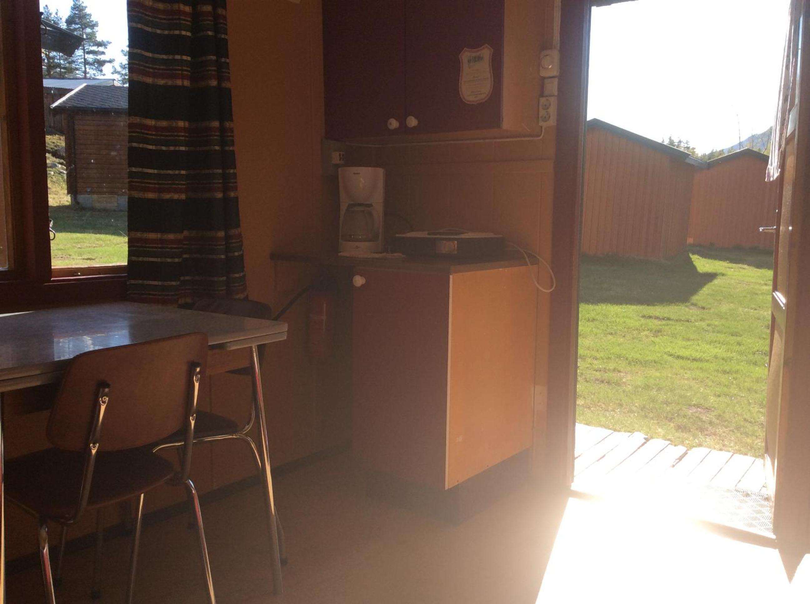 Budget Cottage with Shared Bathroom photo 2