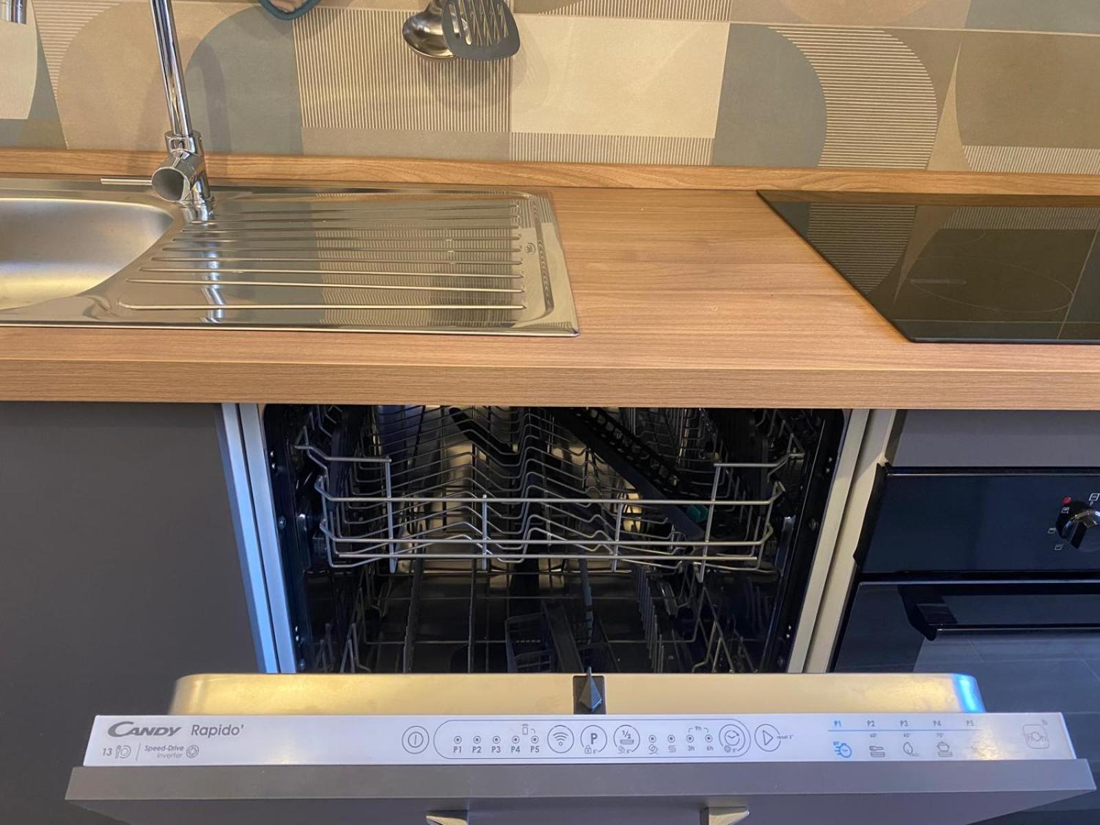 Deluxe Two-Bedroom Apartment with Garden View