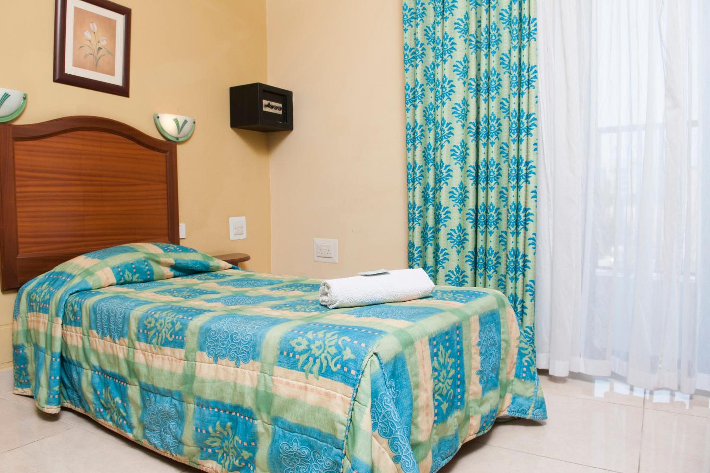 Single Room