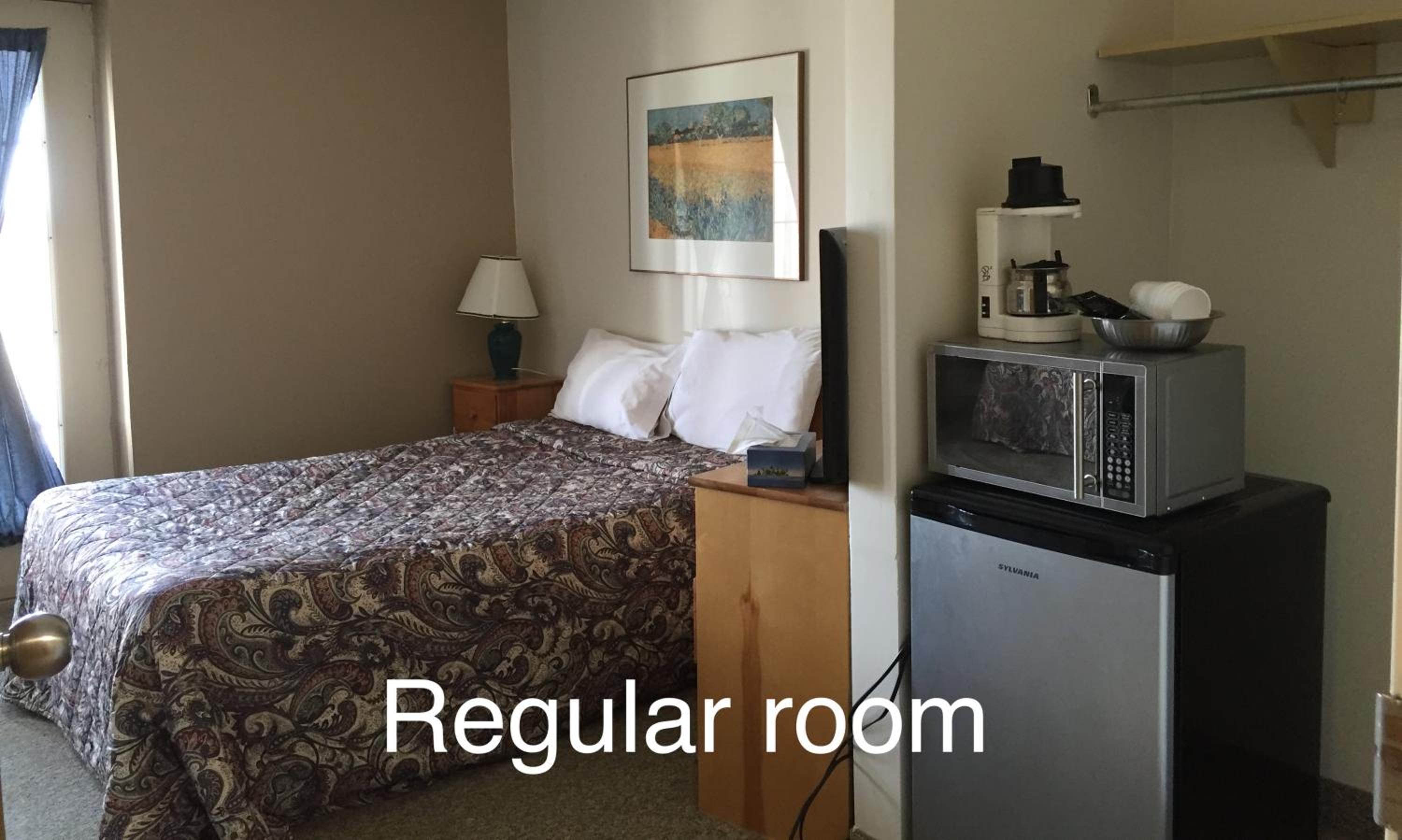 Double Room with Two Double Beds photo 2
