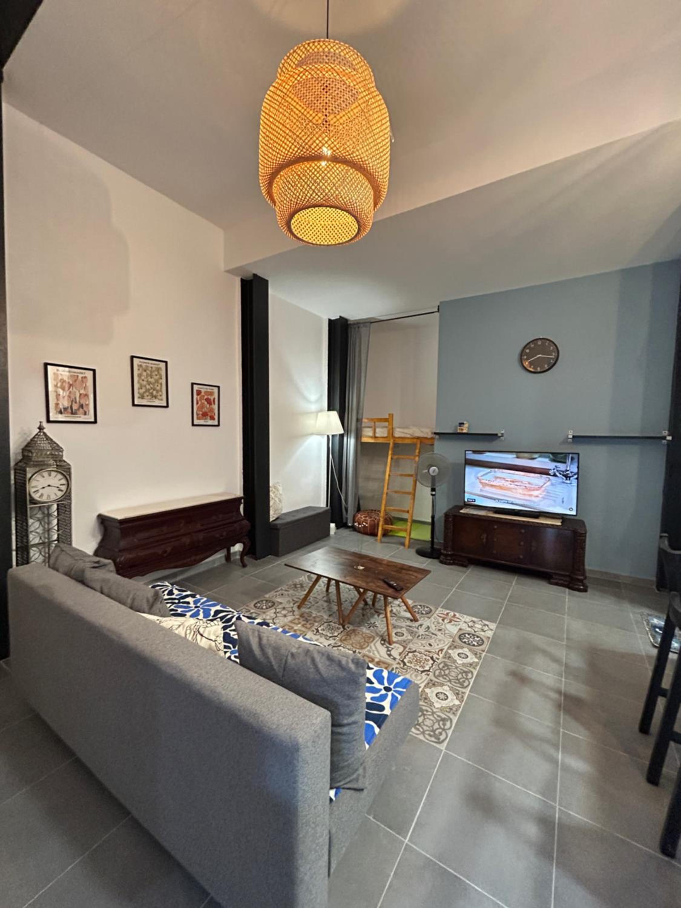Studio with Sofa Bed