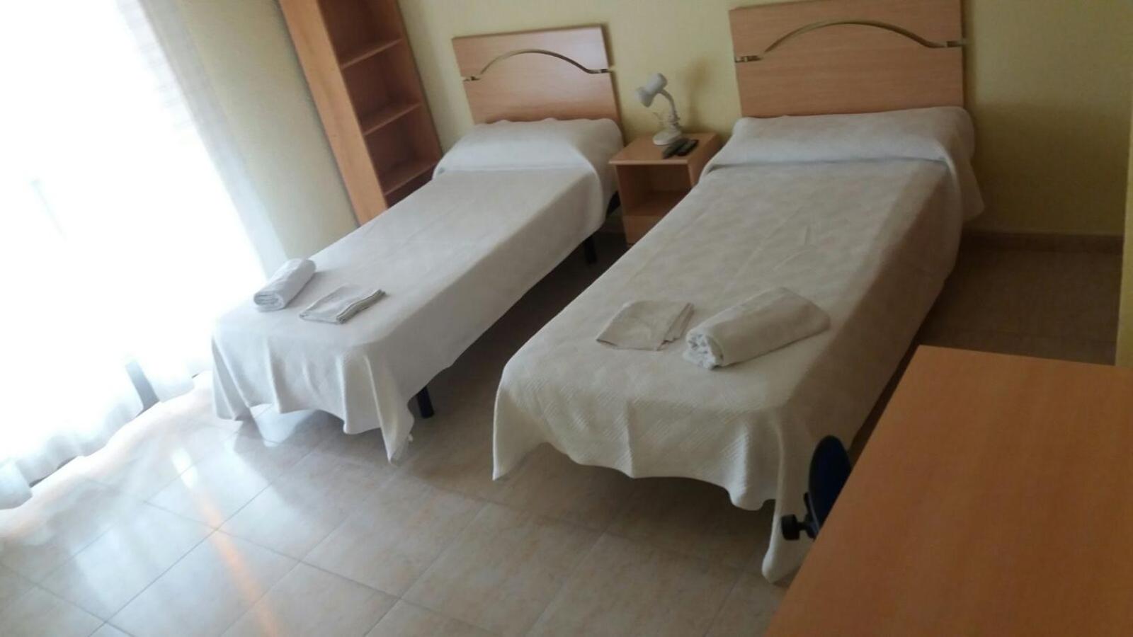 Habitación Doble con Baño Compartido