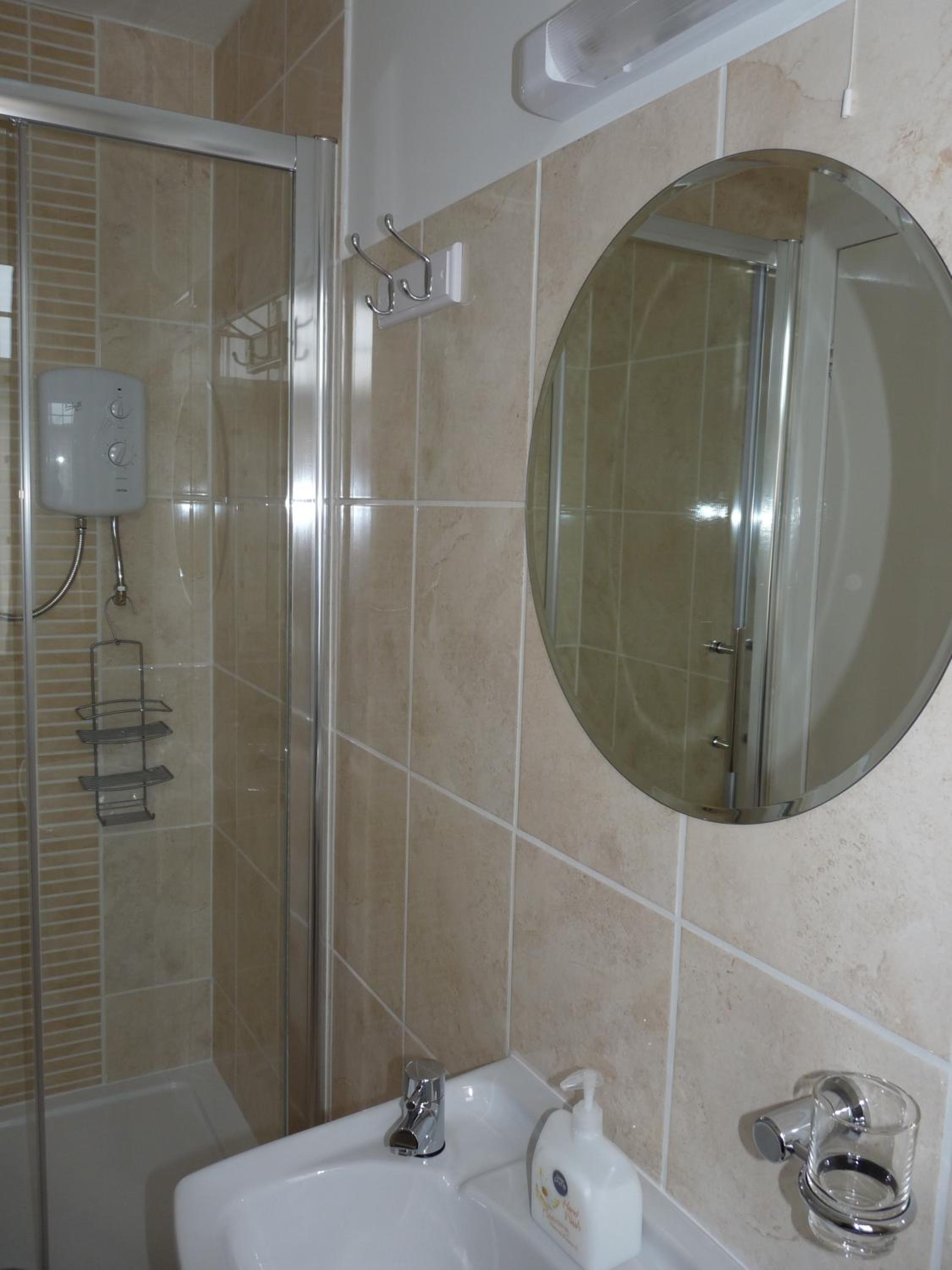 Classic Double Suite - Second Floor photo 3