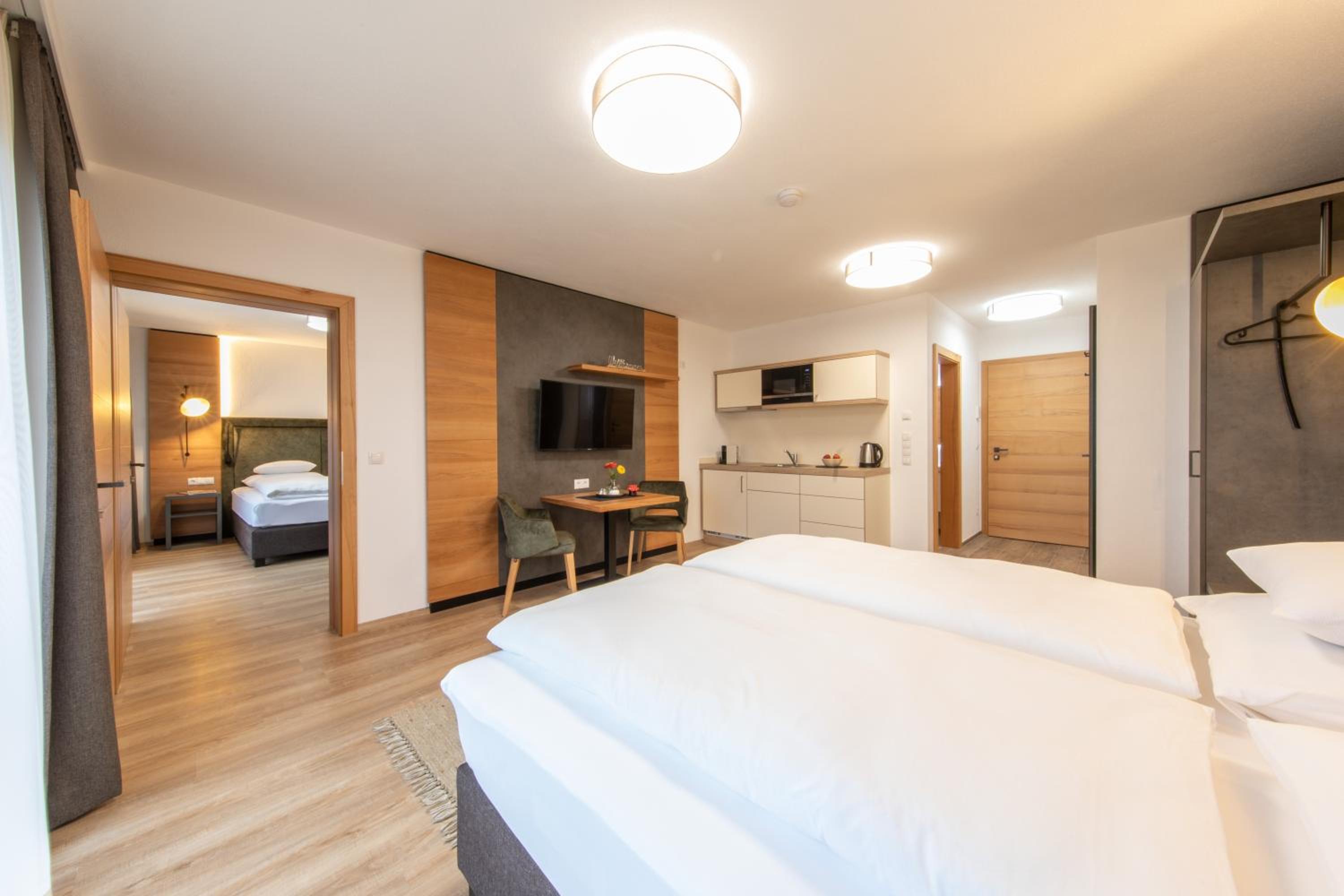 Two-Bedroom Suite photo 3