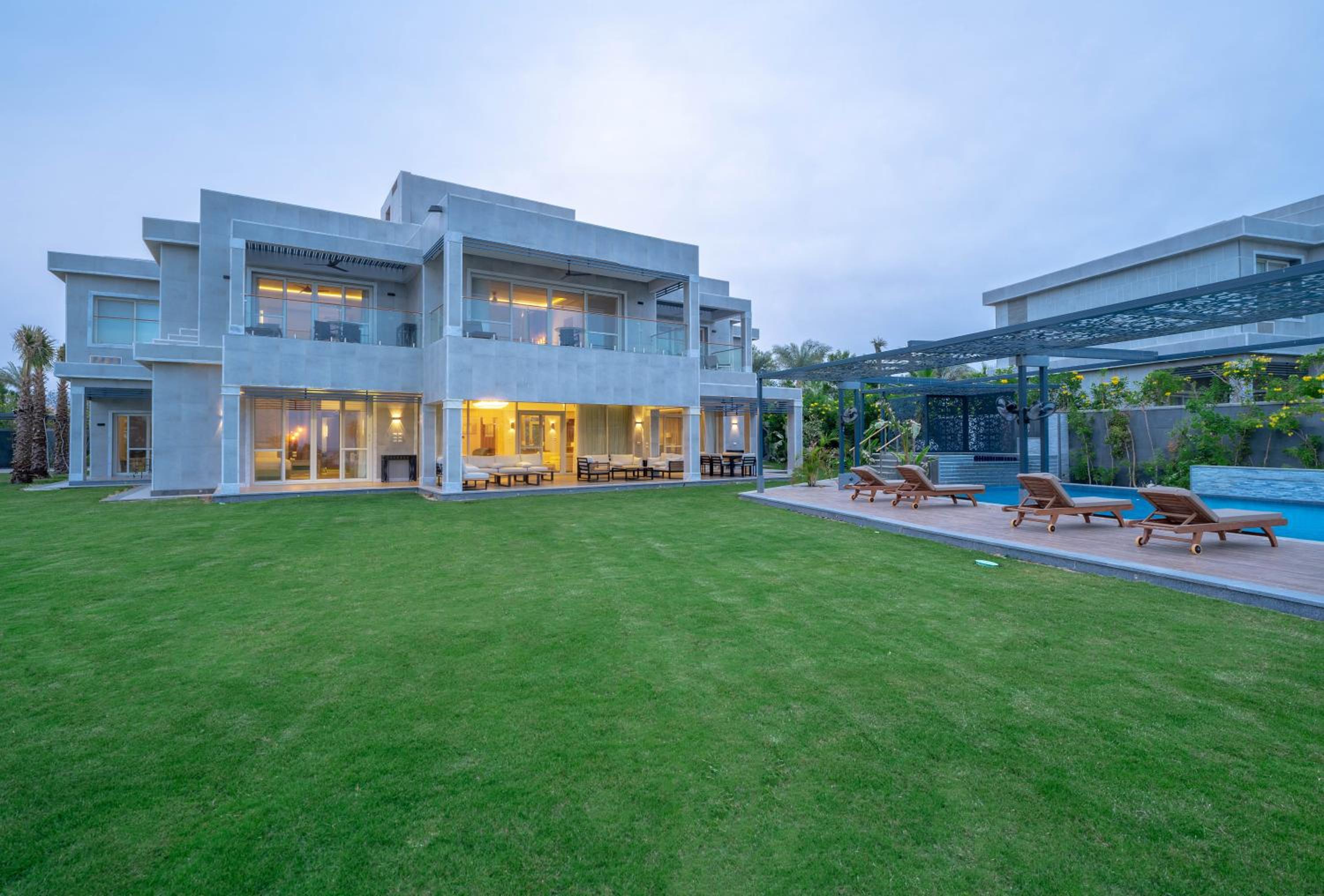 Deluxe Villa