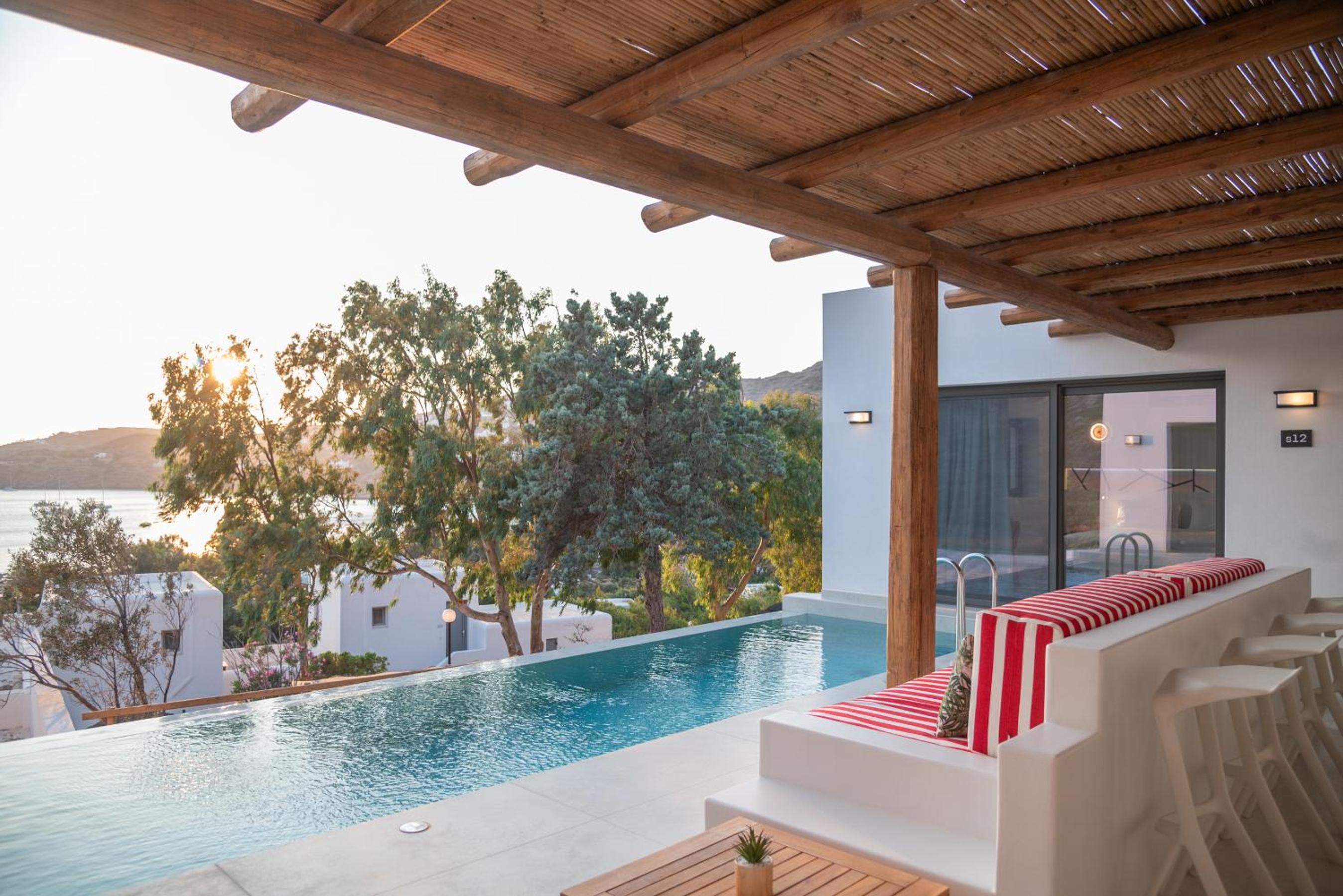 Three Bedroom Villa with Private Pool photo 2