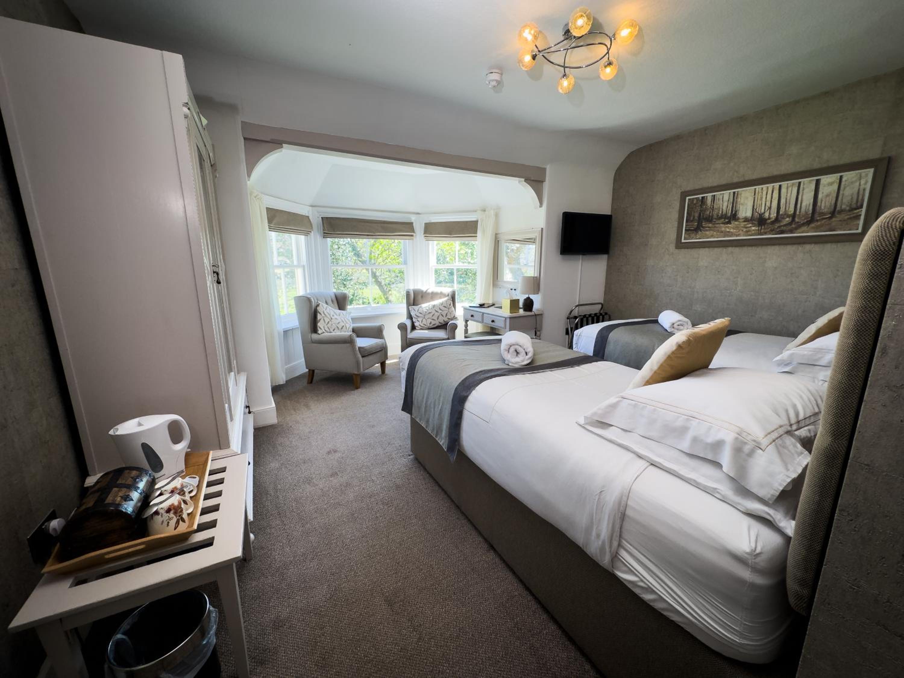 Superior Twin Room