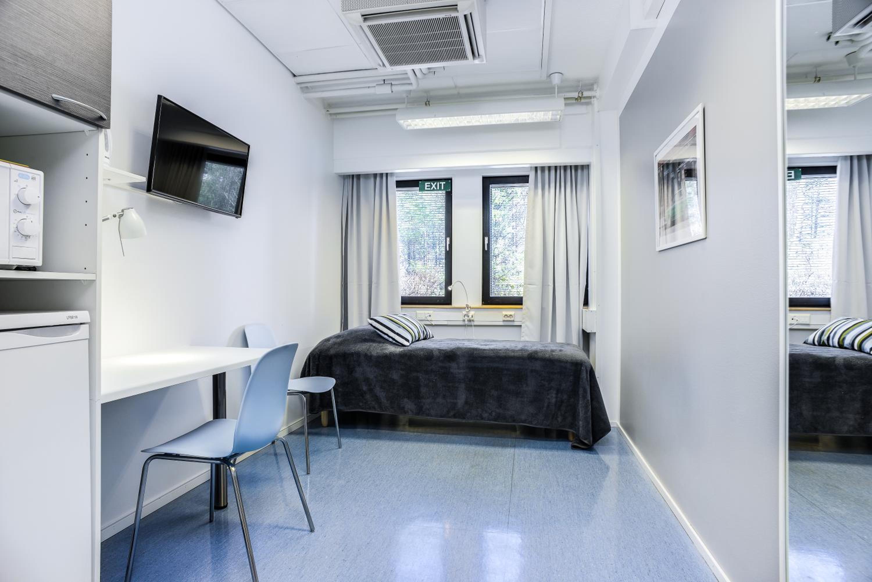 Standard Single Room with Shared Bathroom photo 1