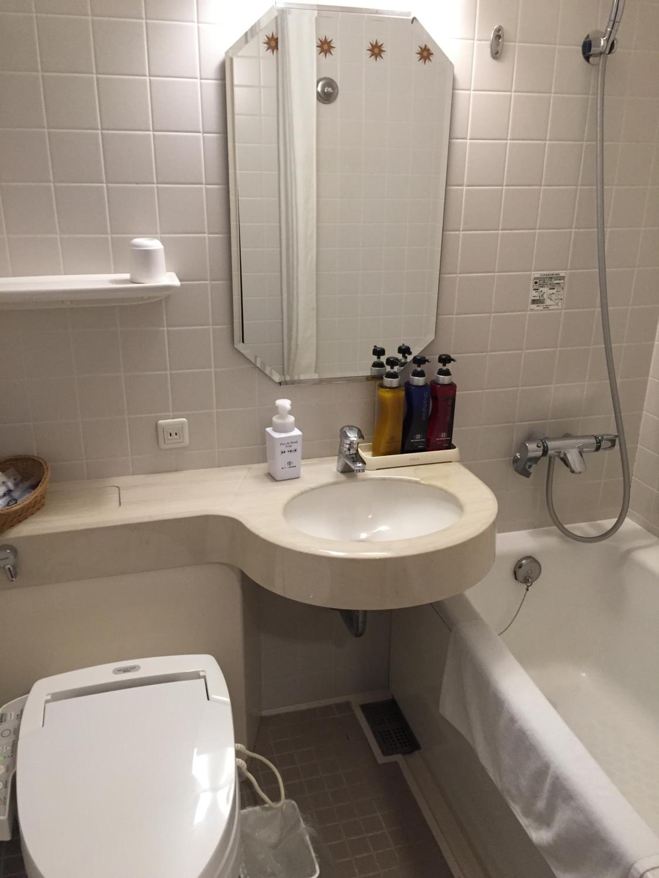 Double Room with Small Double Bed - Non-Smoking - Photo 3