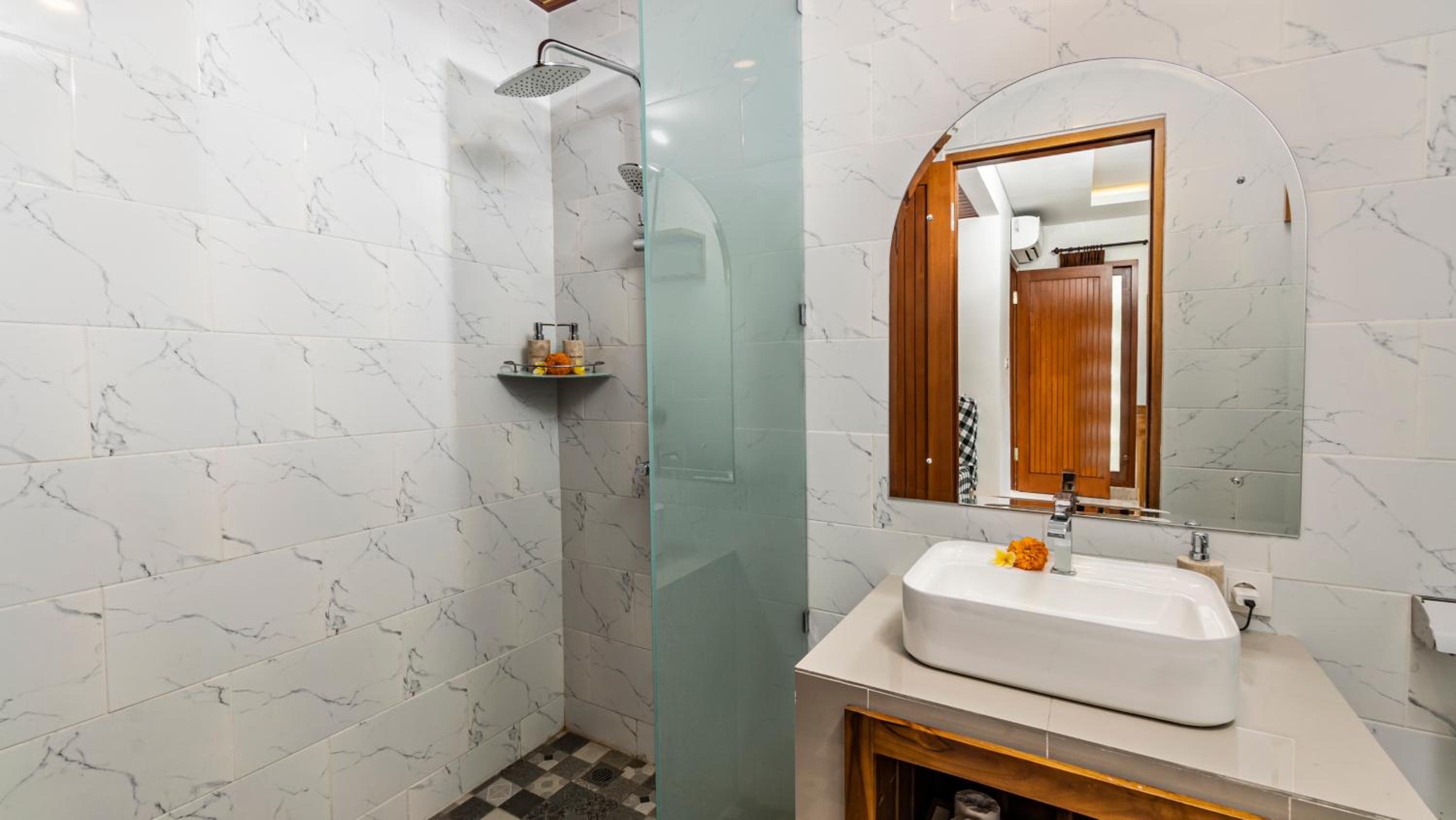 One-Bedroom Villa - Photo 44