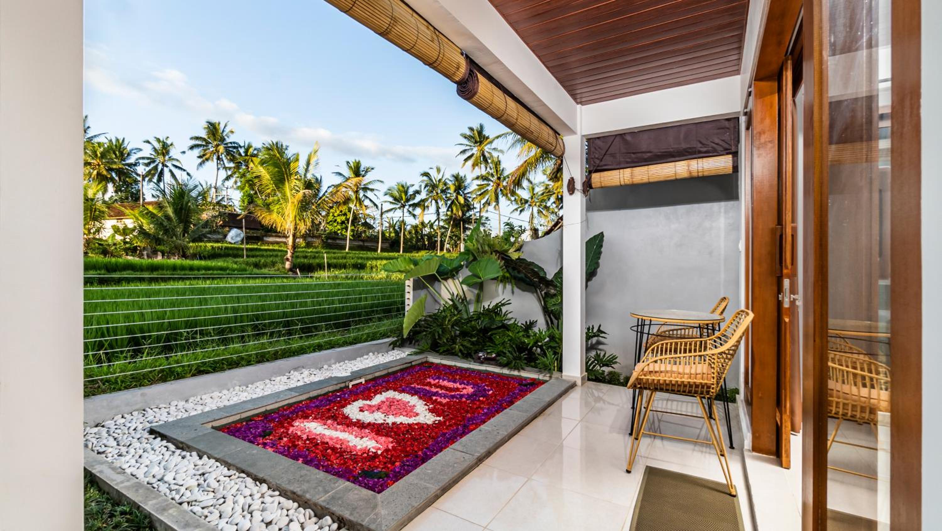 One-Bedroom Villa - Photo 2