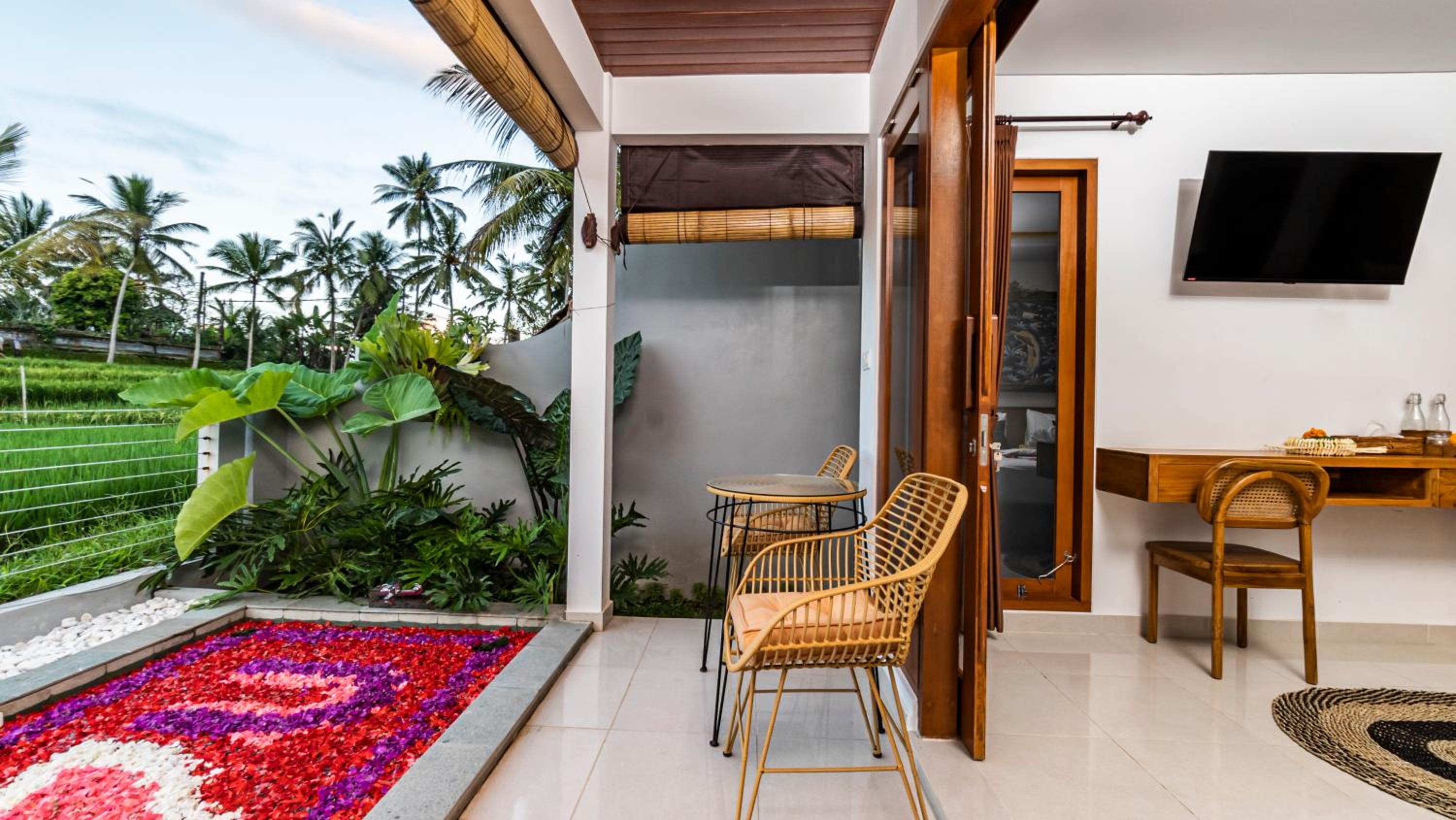 One-Bedroom Villa - Photo 32