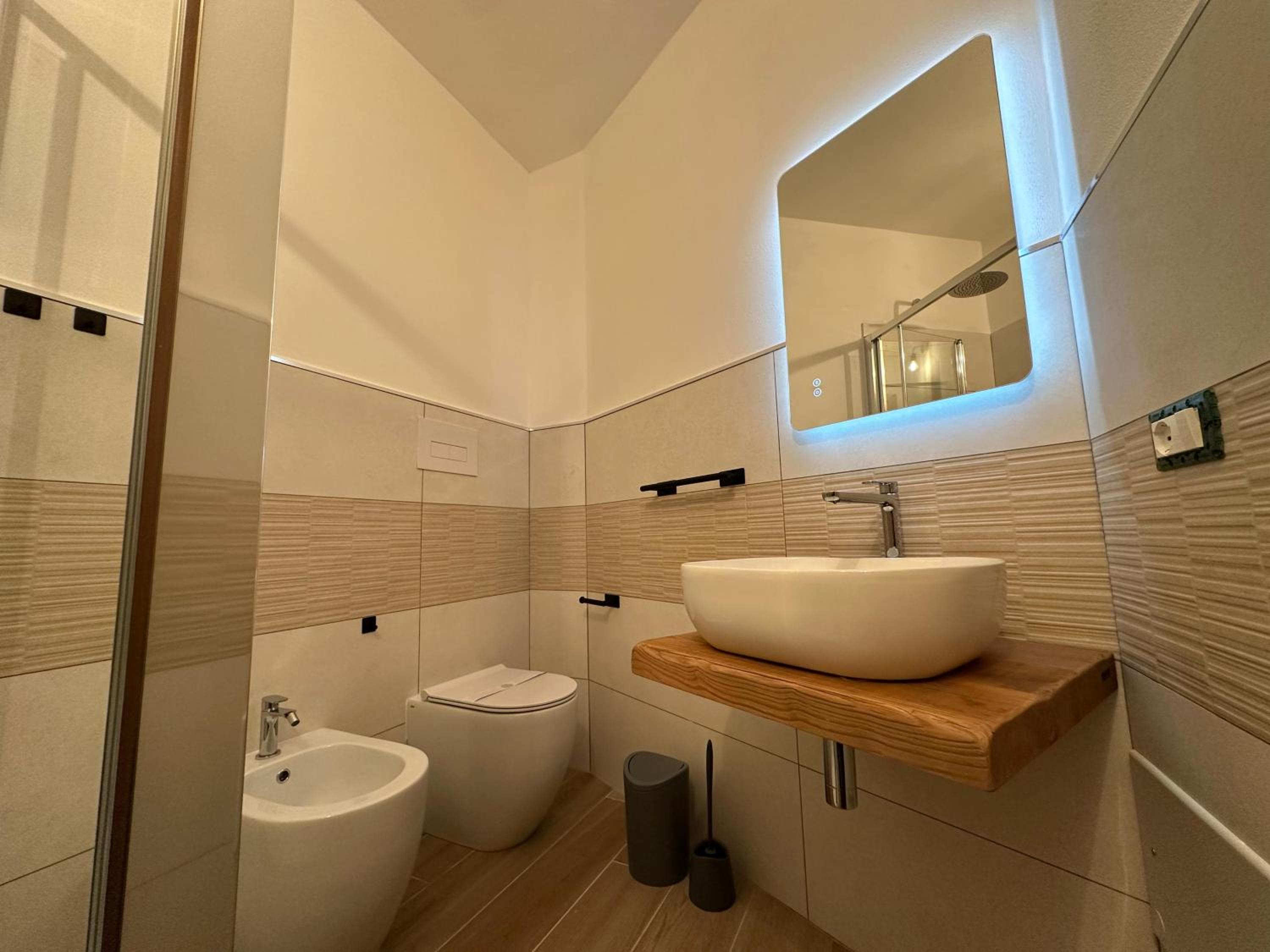 King Room With Balcony photo 3