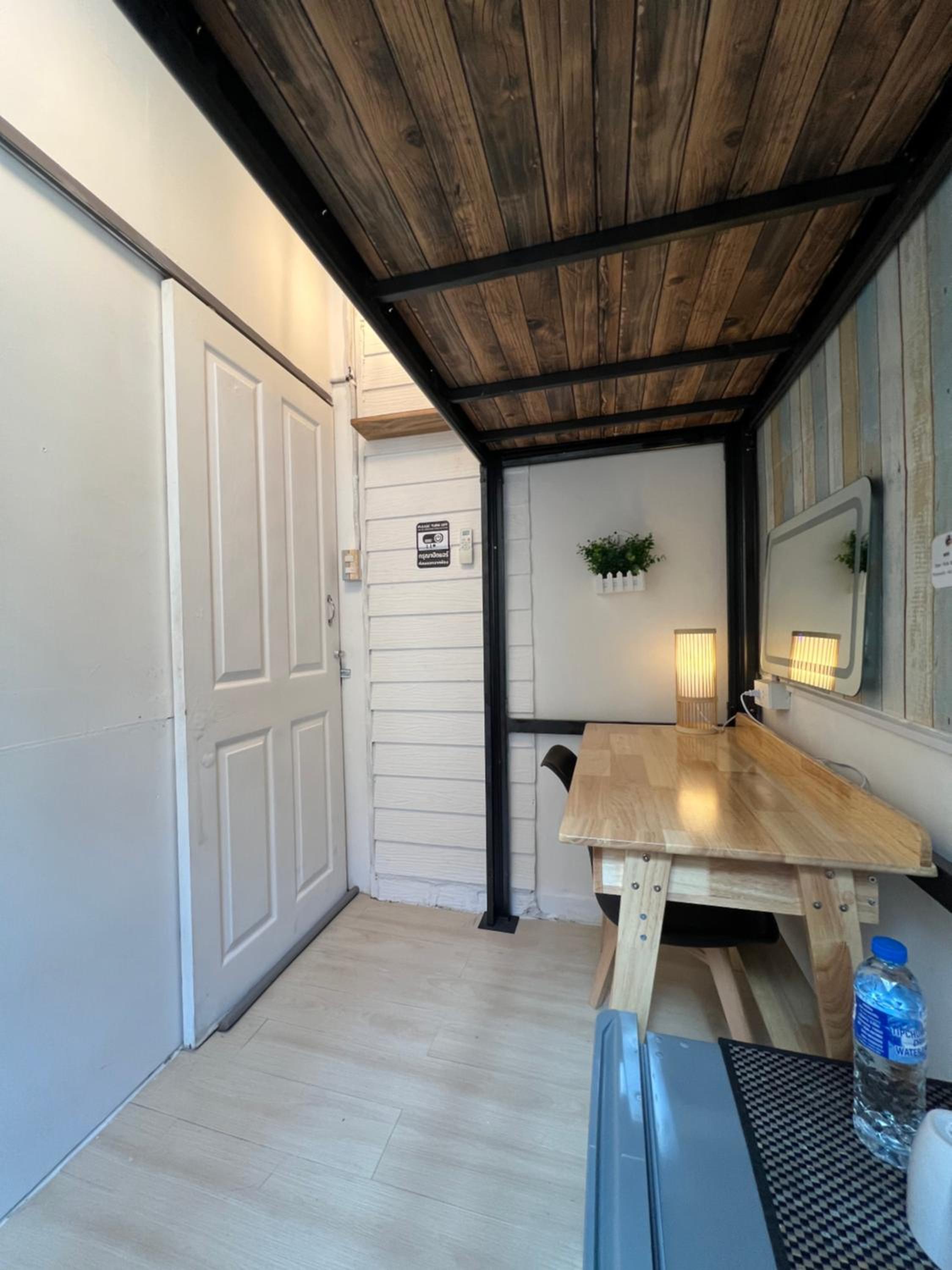 Single Room with Private External Bathroom