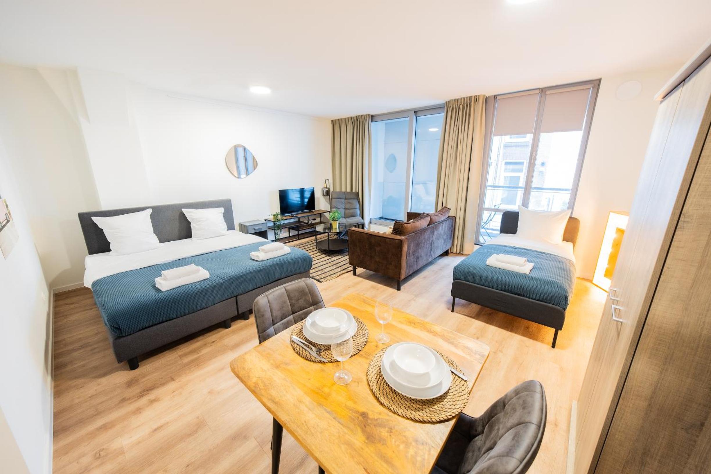 Studio Apartment