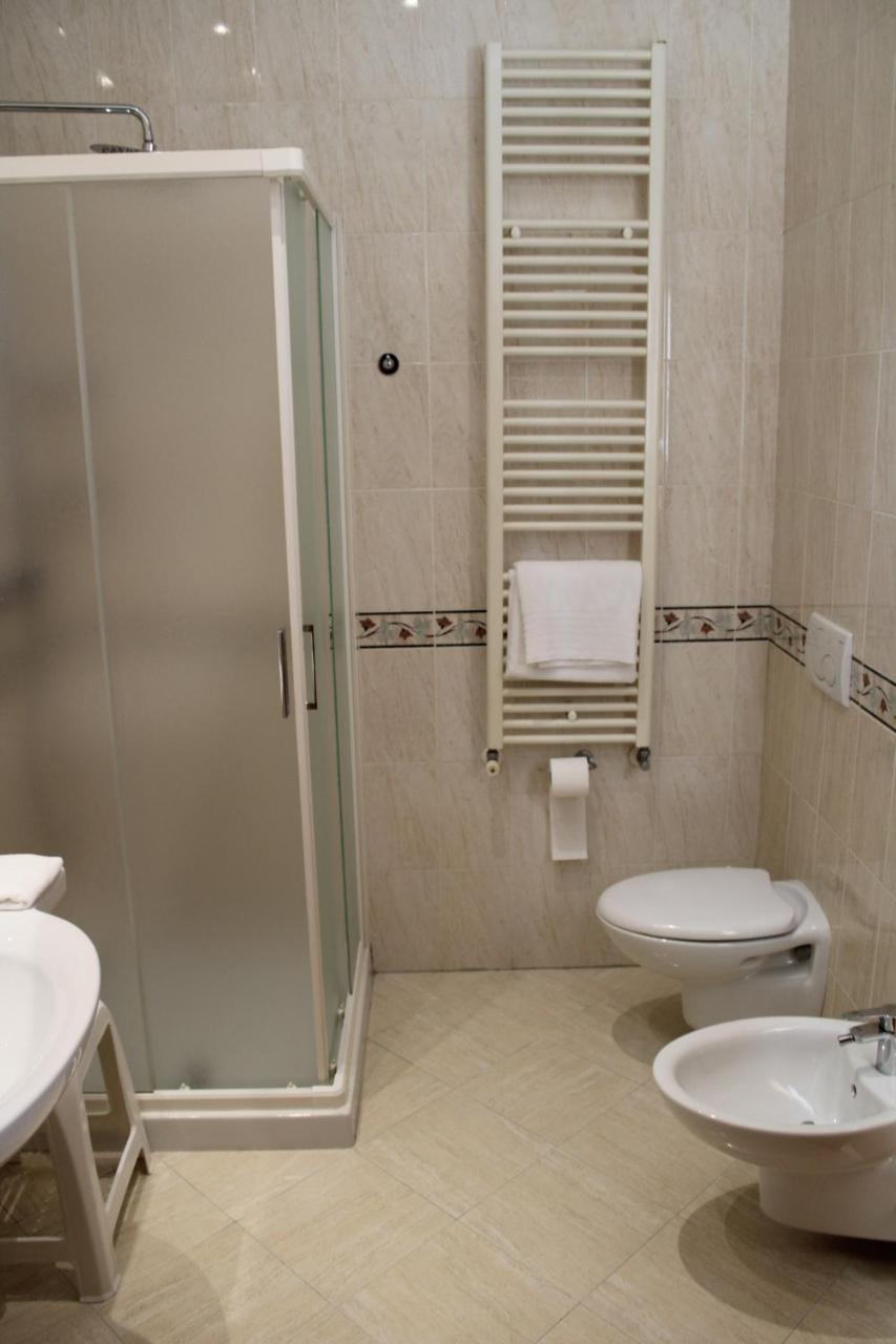 Double Room with Balcony photo 3