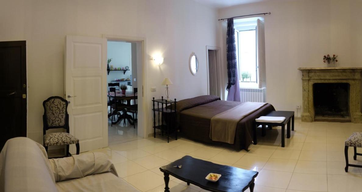 Deluxe Room - Photo 1