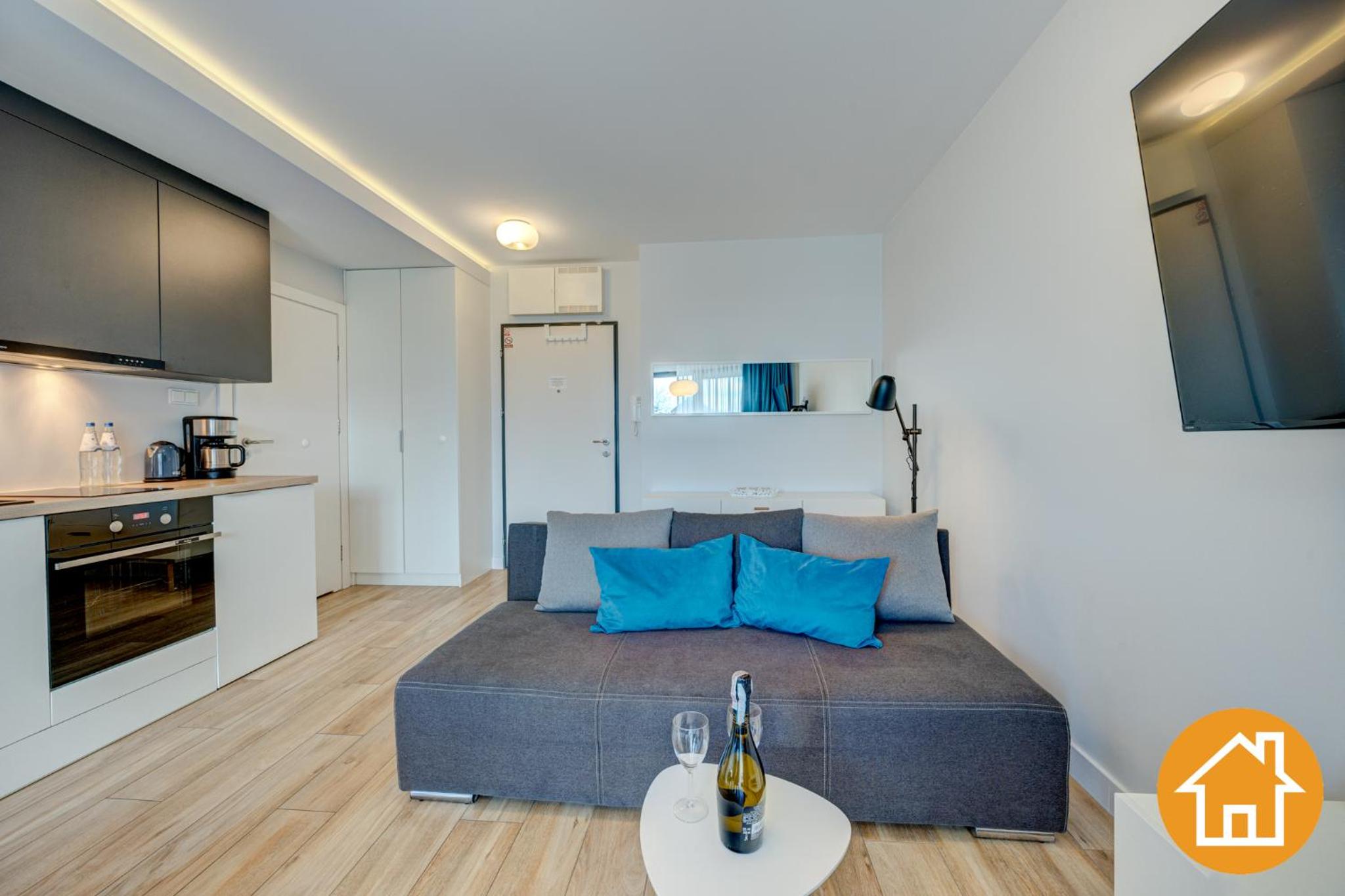 One-Bedroom Apartment photo 1