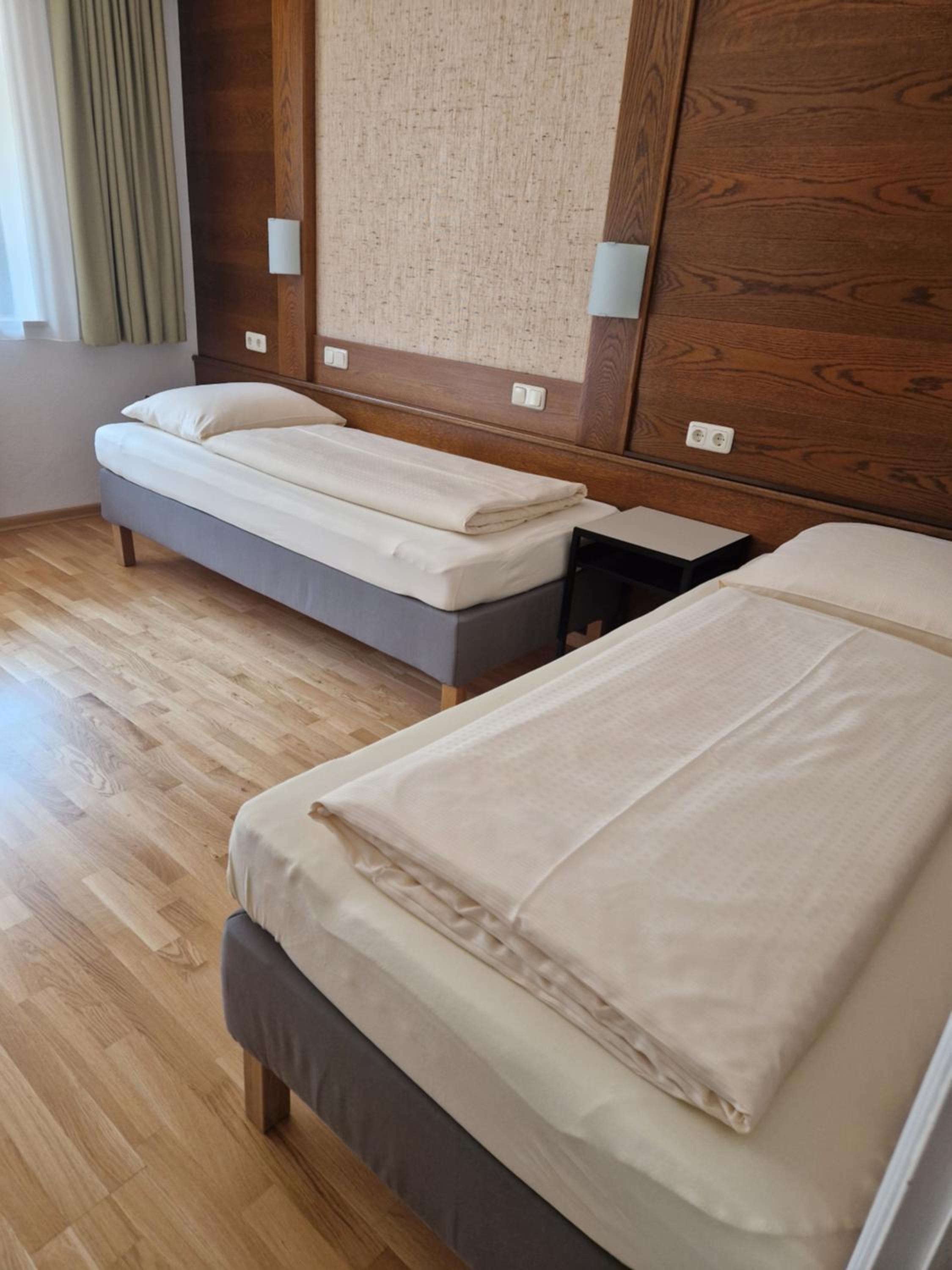 Standard Twin Room with Mountain View photo 1