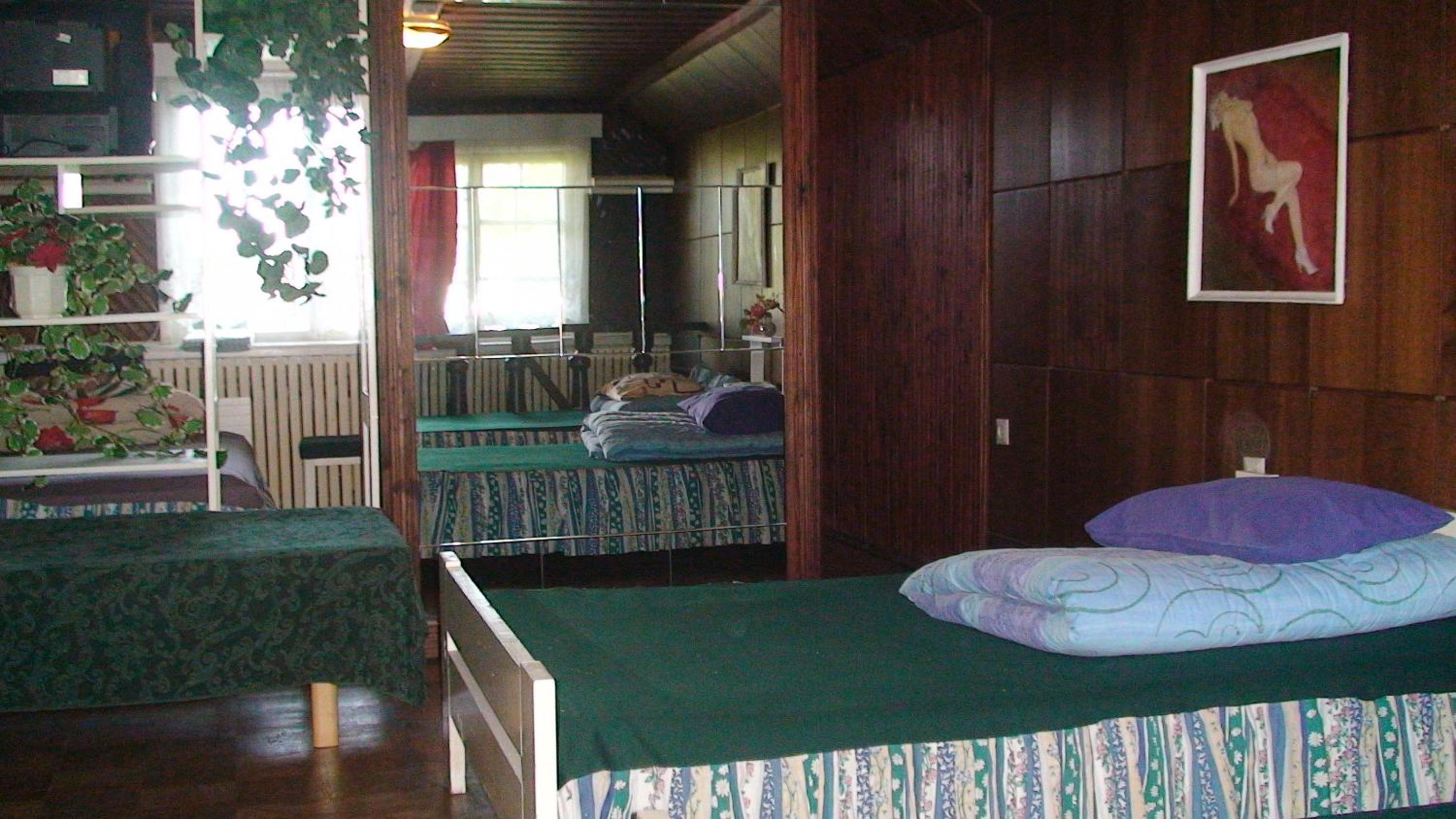 One-Bedroom House photo 2