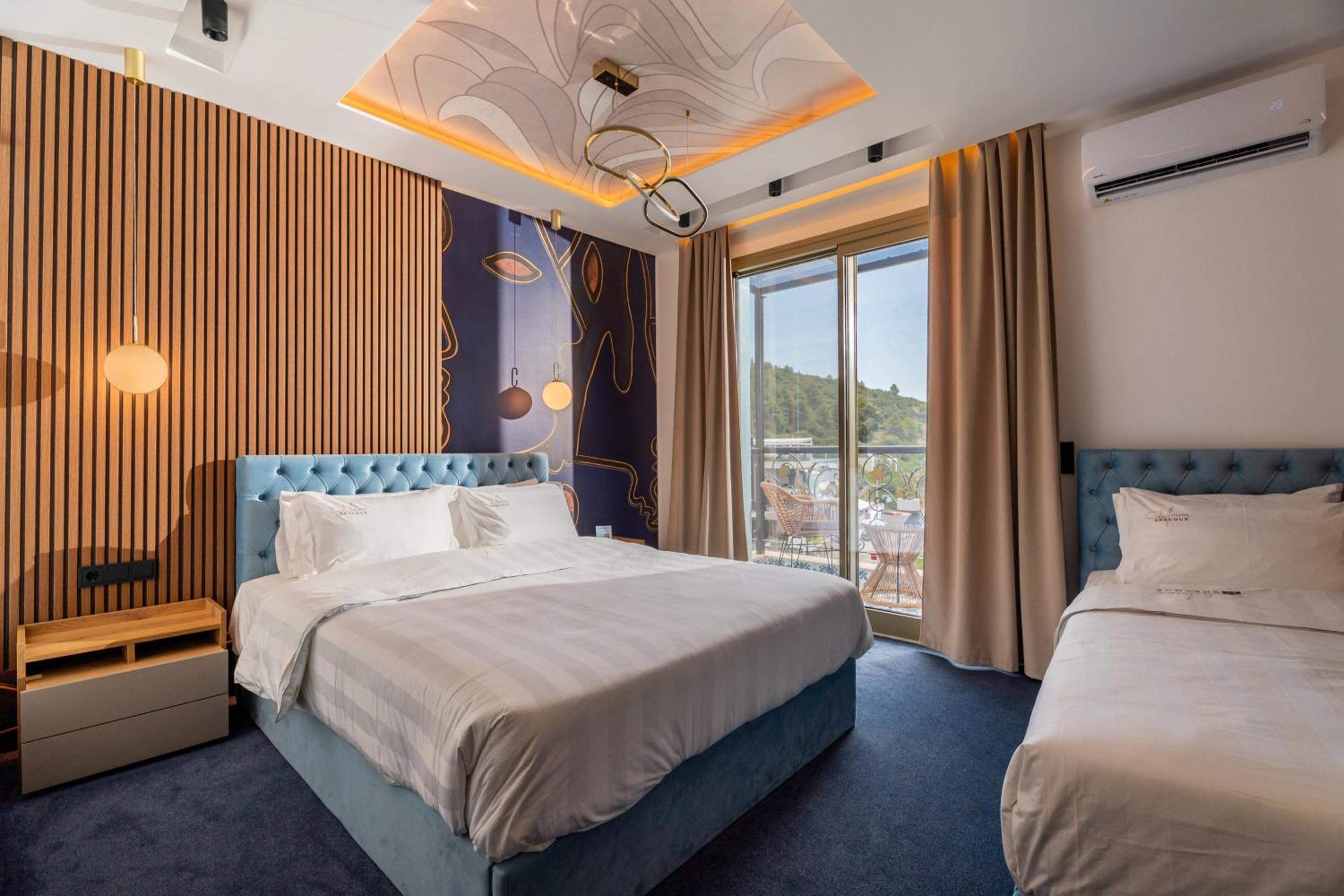 Luxury Quadruple Room - Photo 4