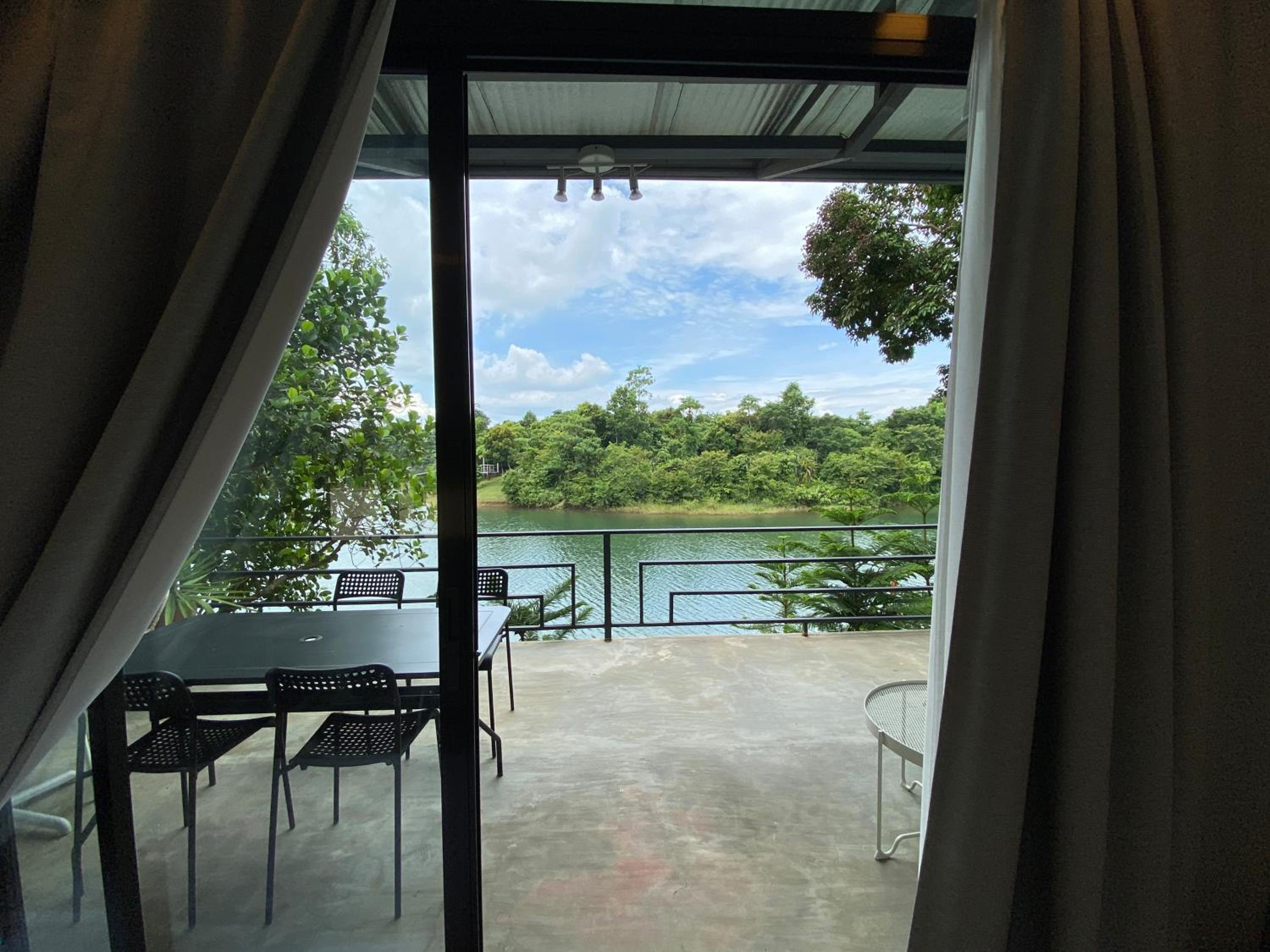 Villa photo 3