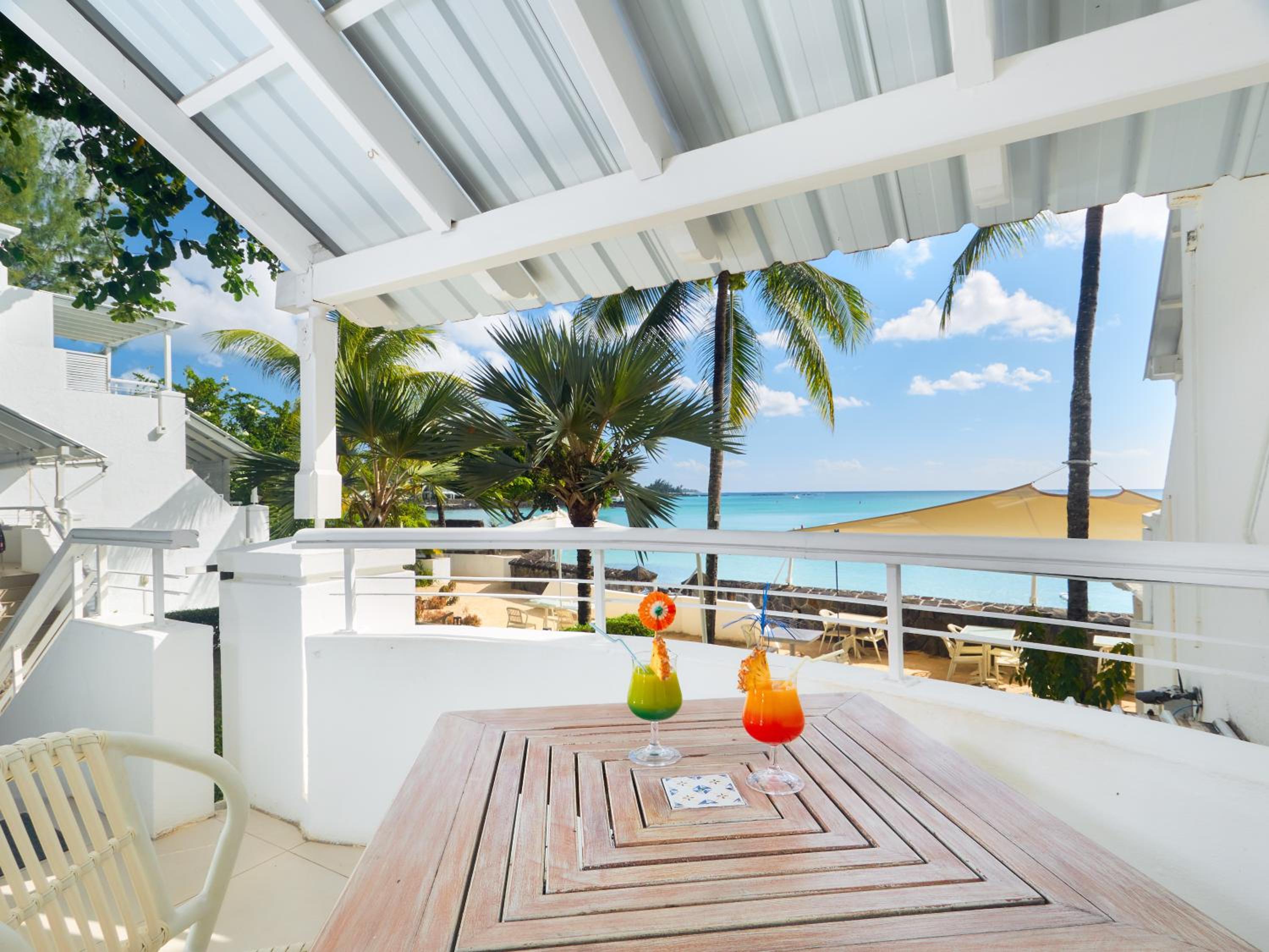 Beachfront Studio with Sea View photo 1