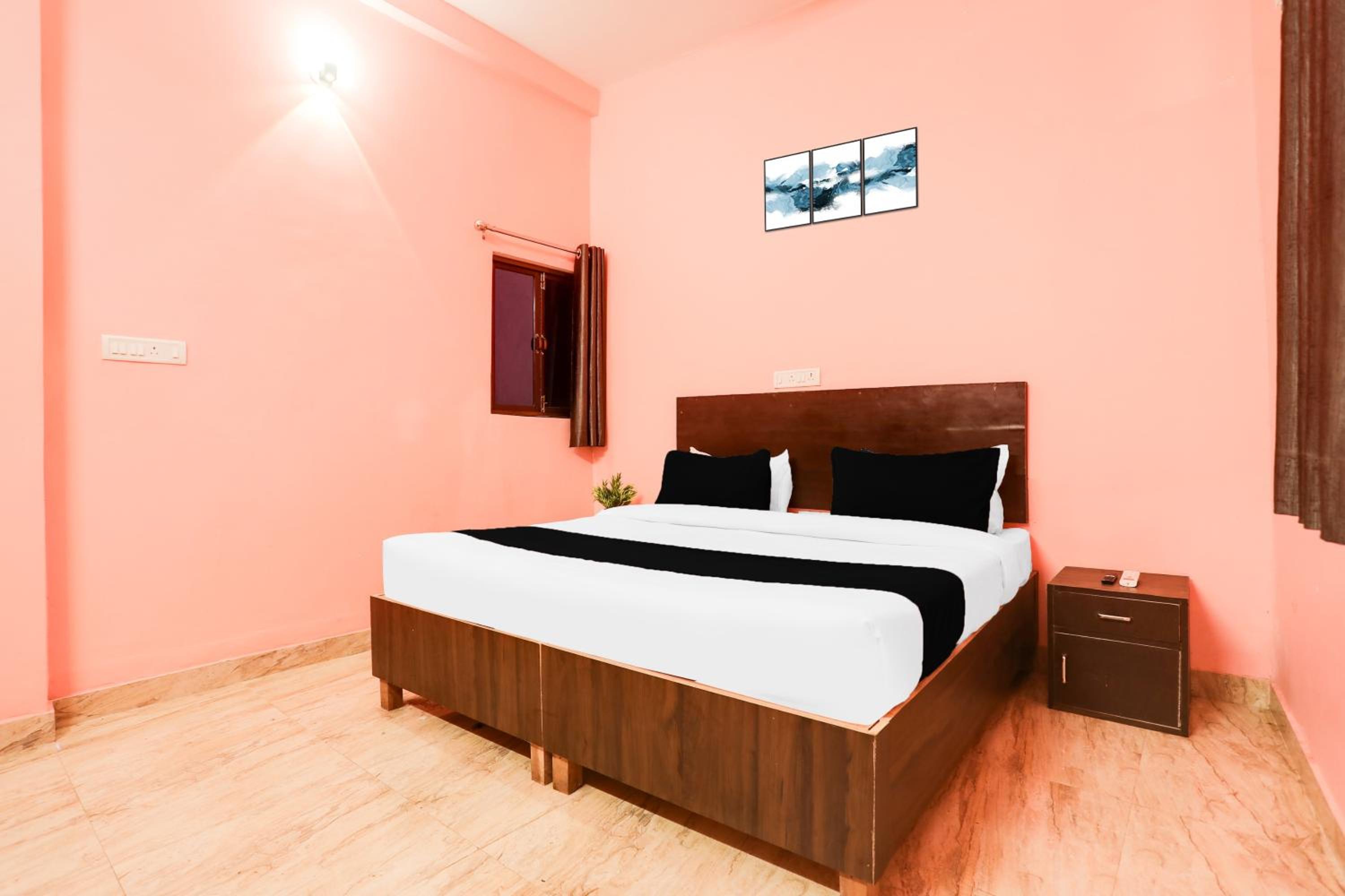 Classic Triple Room photo 2