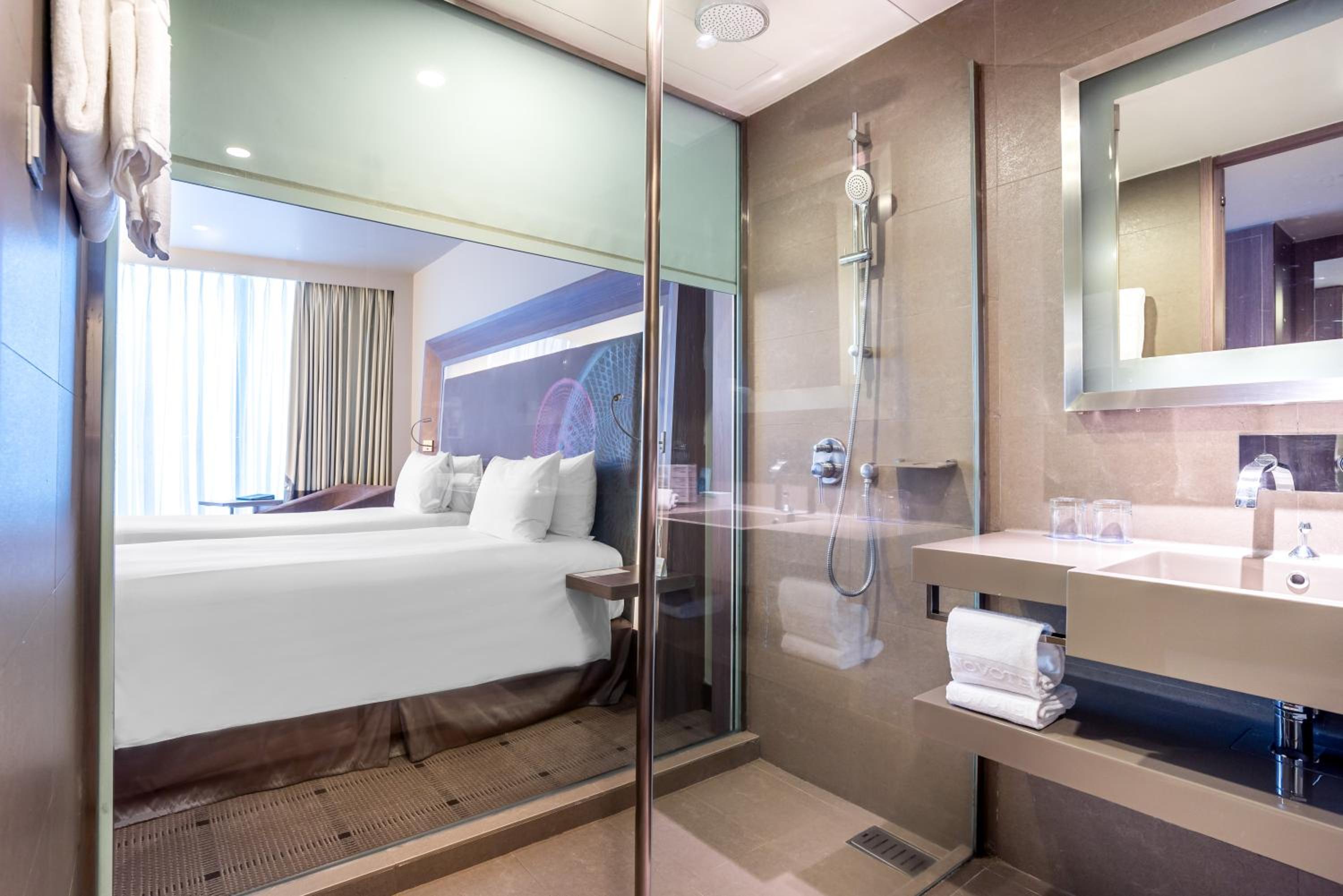 Deluxe Twin Room with City View