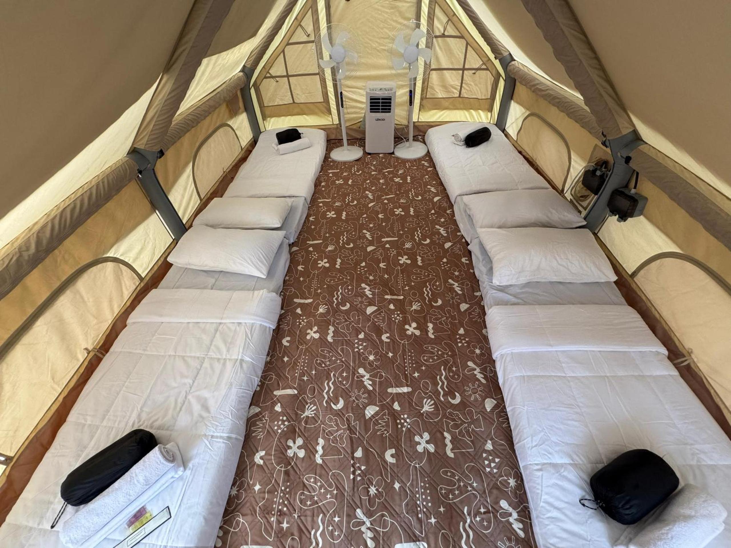 Tent - Photo 7