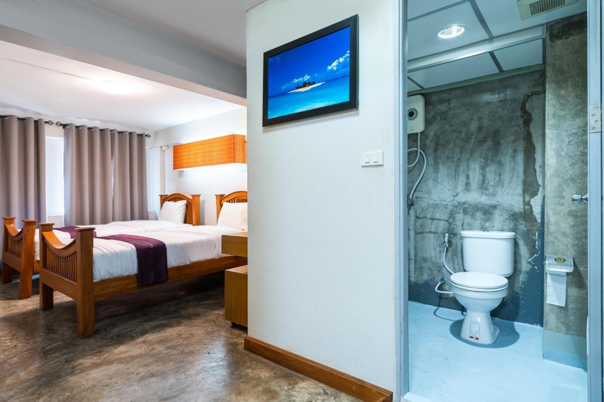 Standard Twin Room photo 1