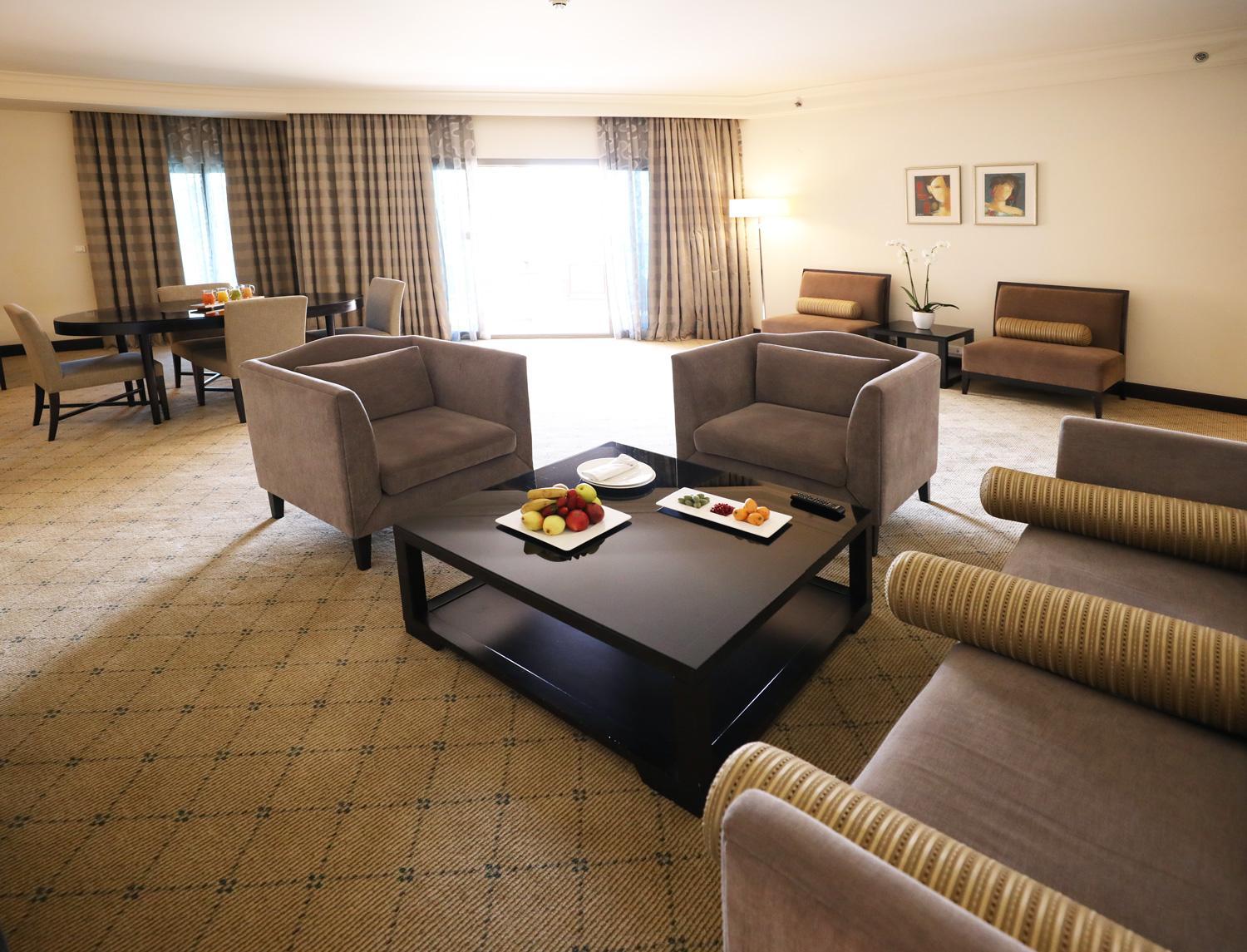 Family Room photo 2