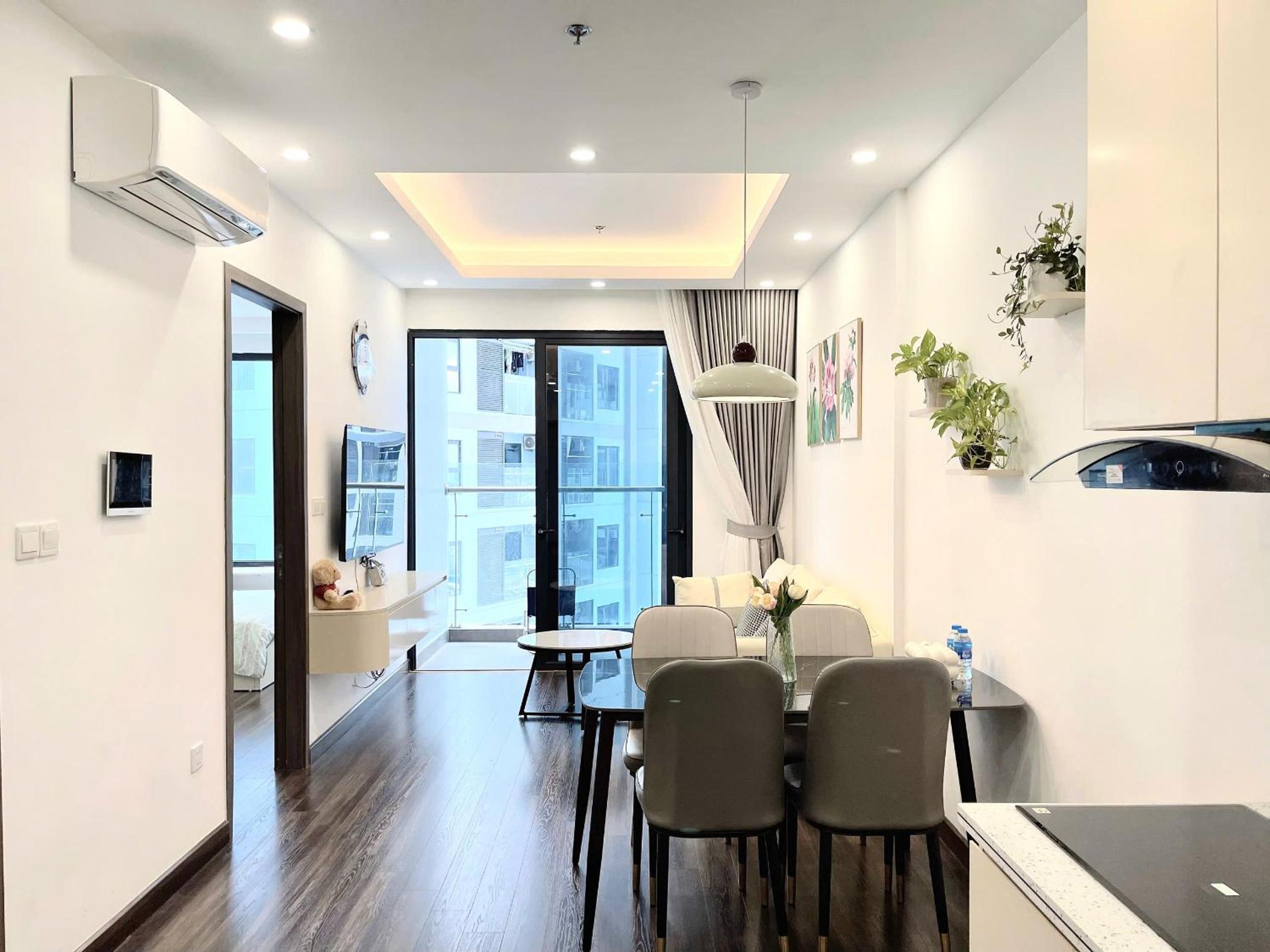 Two-Bedroom Apartment with Balcony photo 1