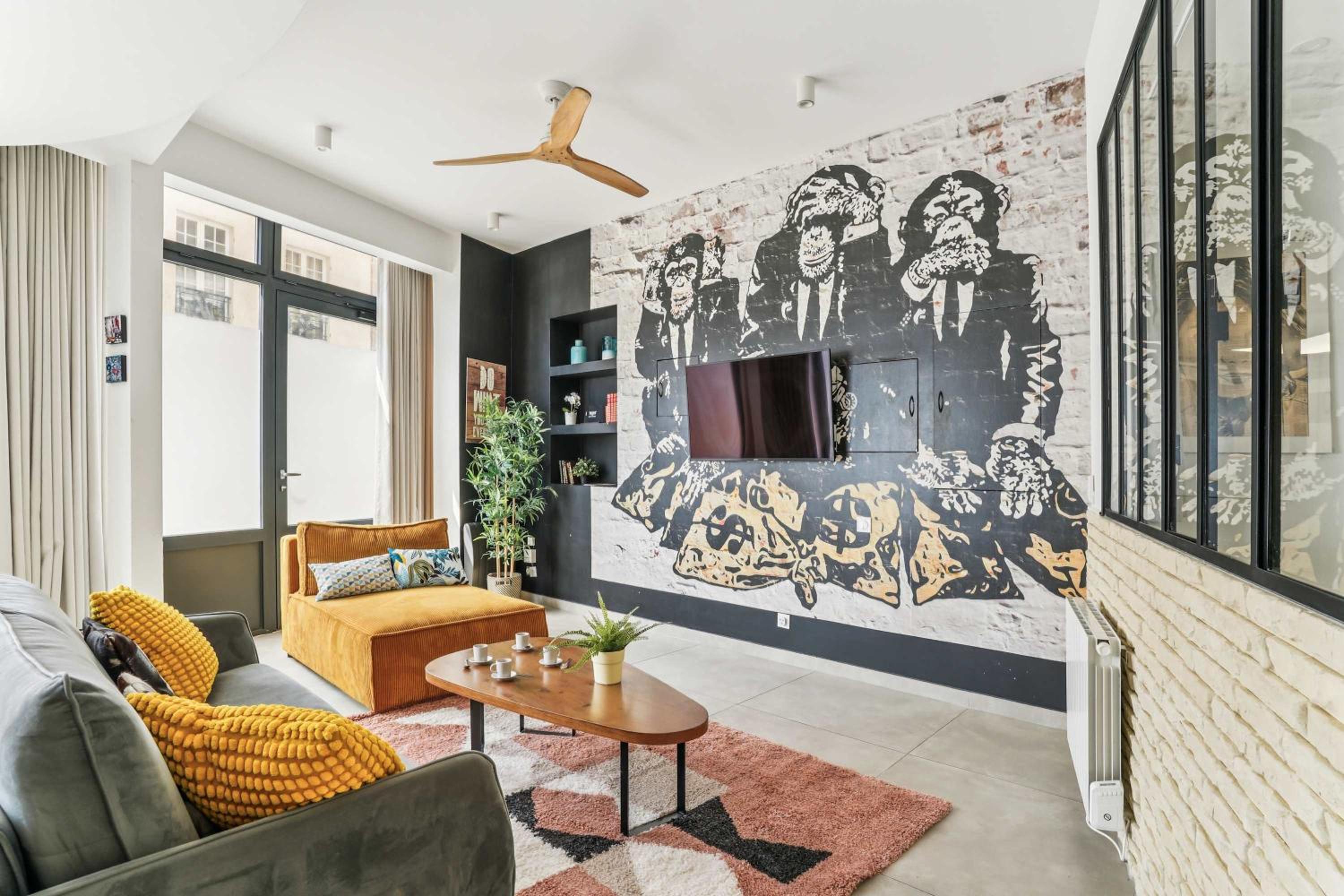 Apartment photo 2