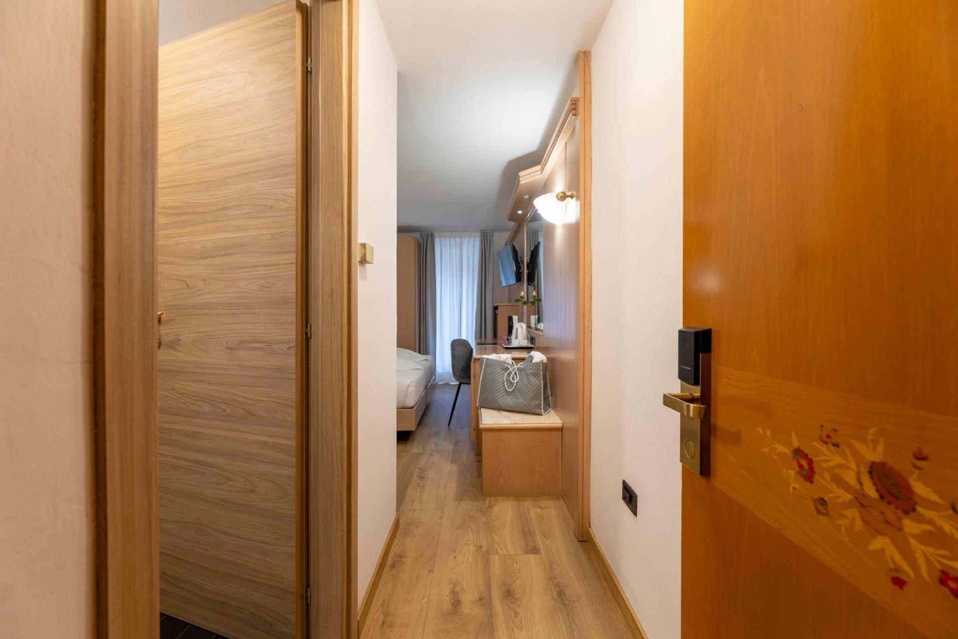 Double or Twin Room with City View