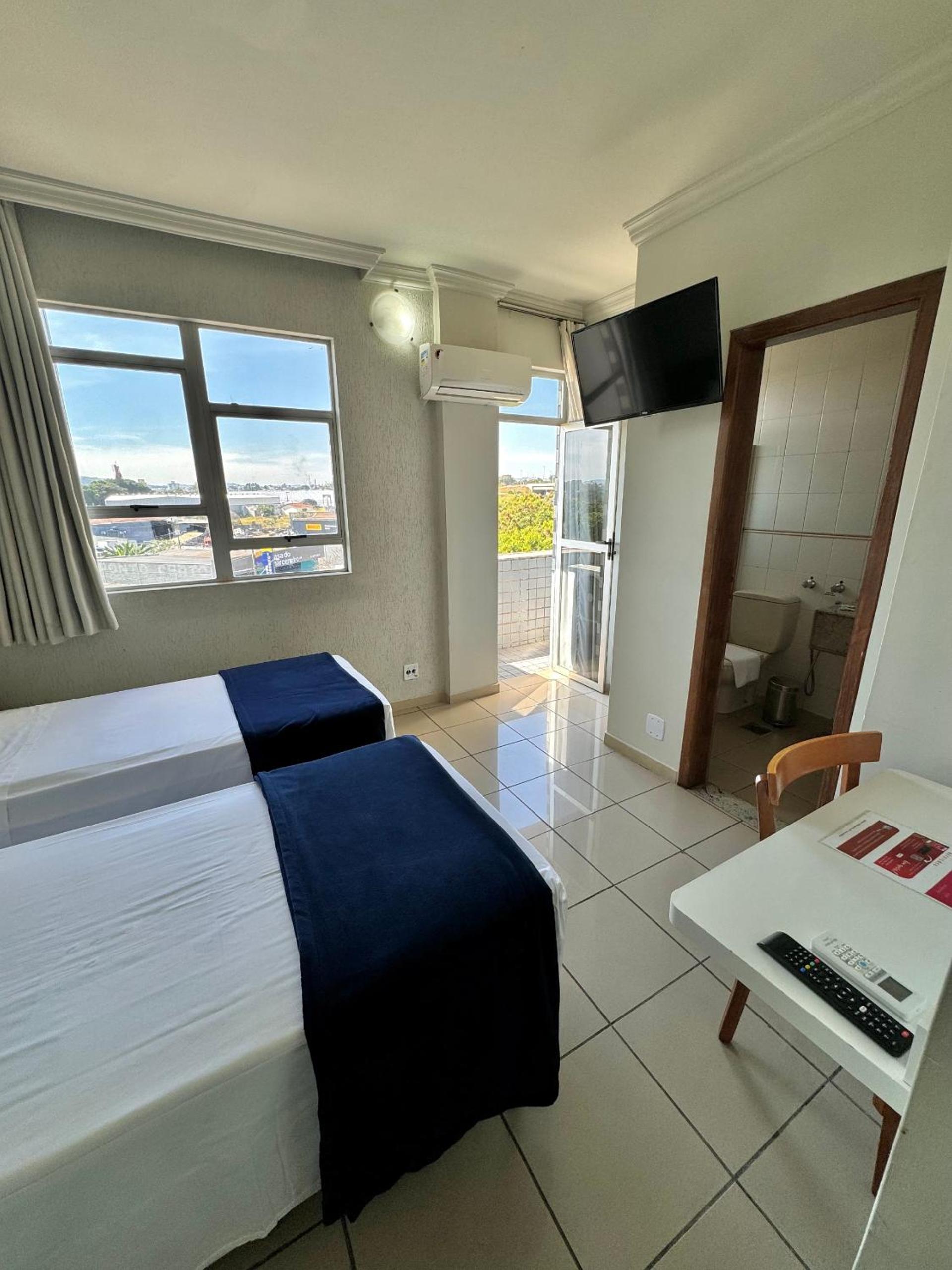 Twin Room with Balcony photo 1