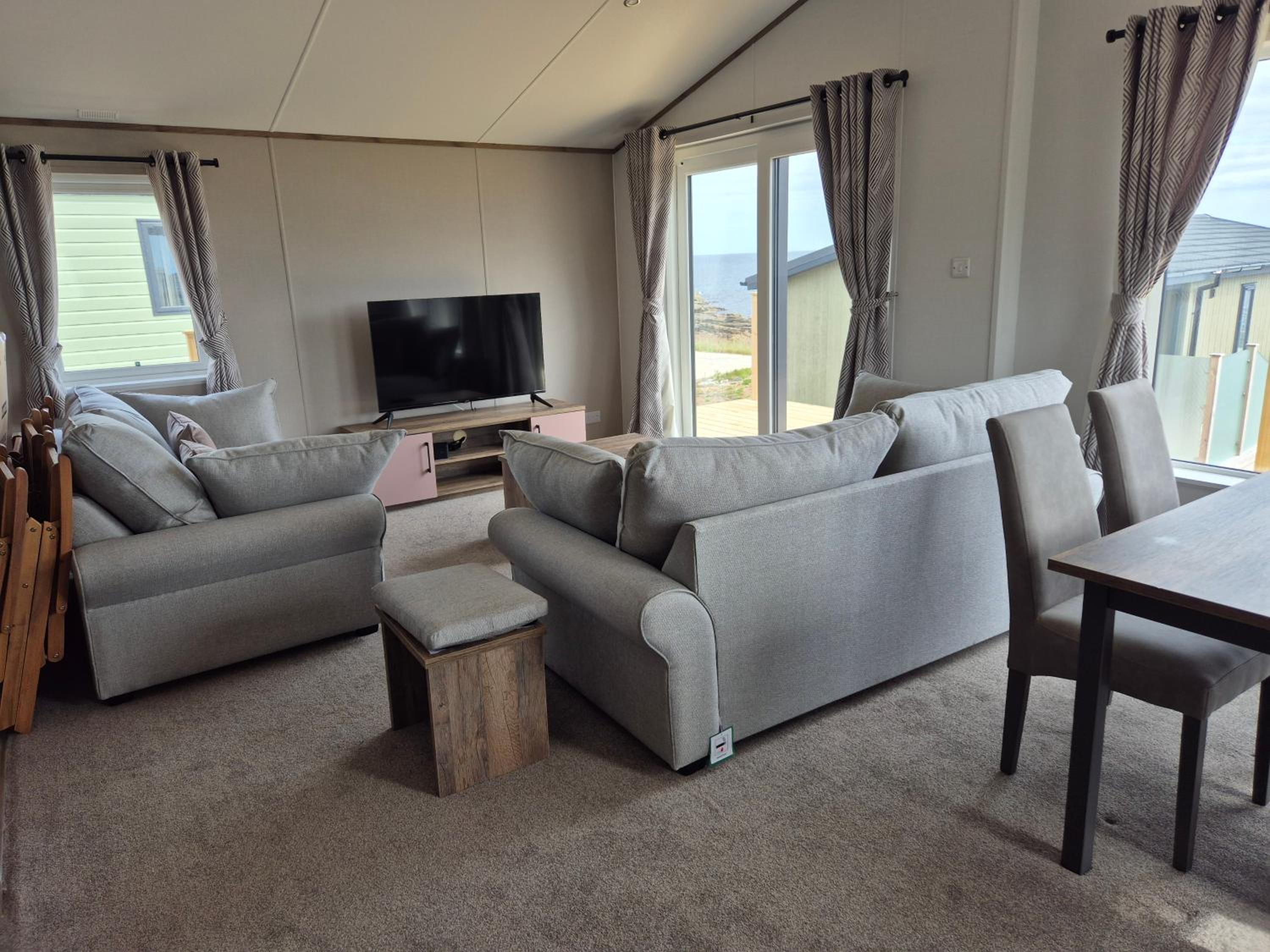 Signature Lodge 3 Bedroom Hot Tub Pet Friendly