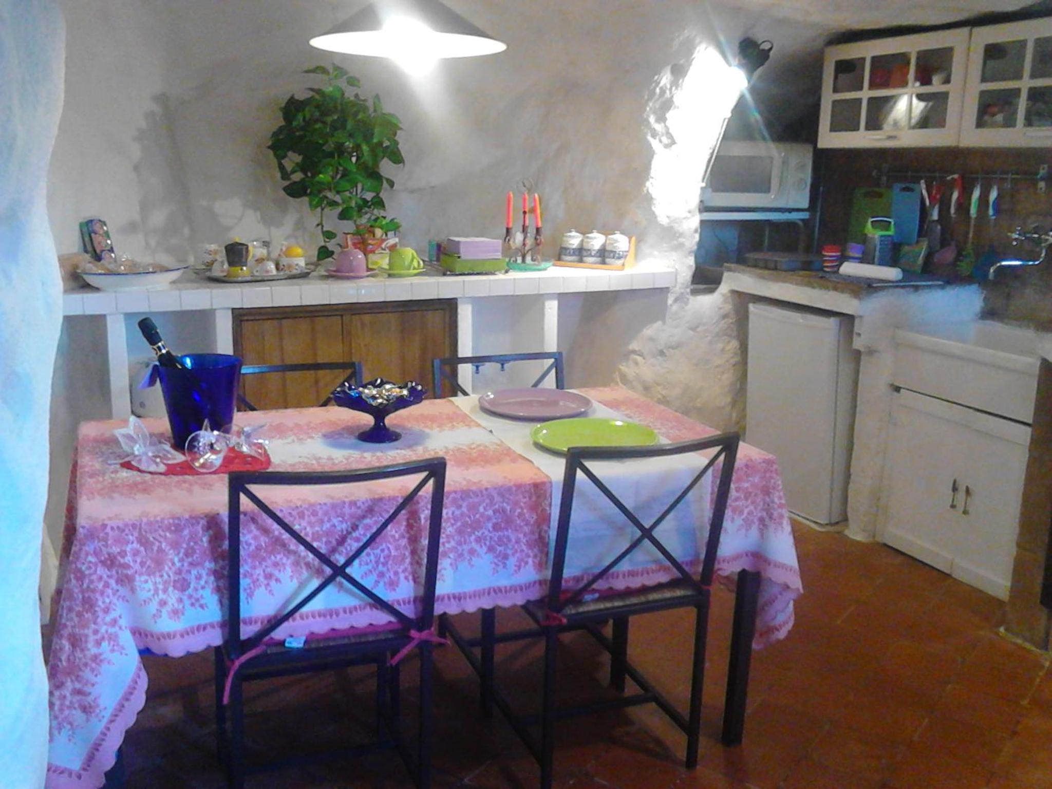 One-Bedroom House - Photo 56