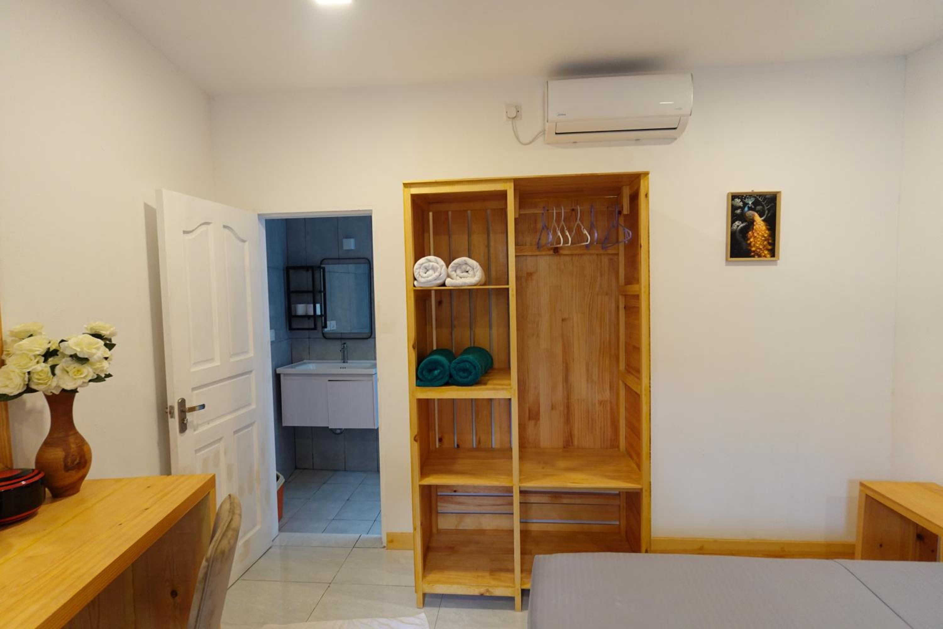 Deluxe Double Room (2 Adults + 1 Child) photo 1